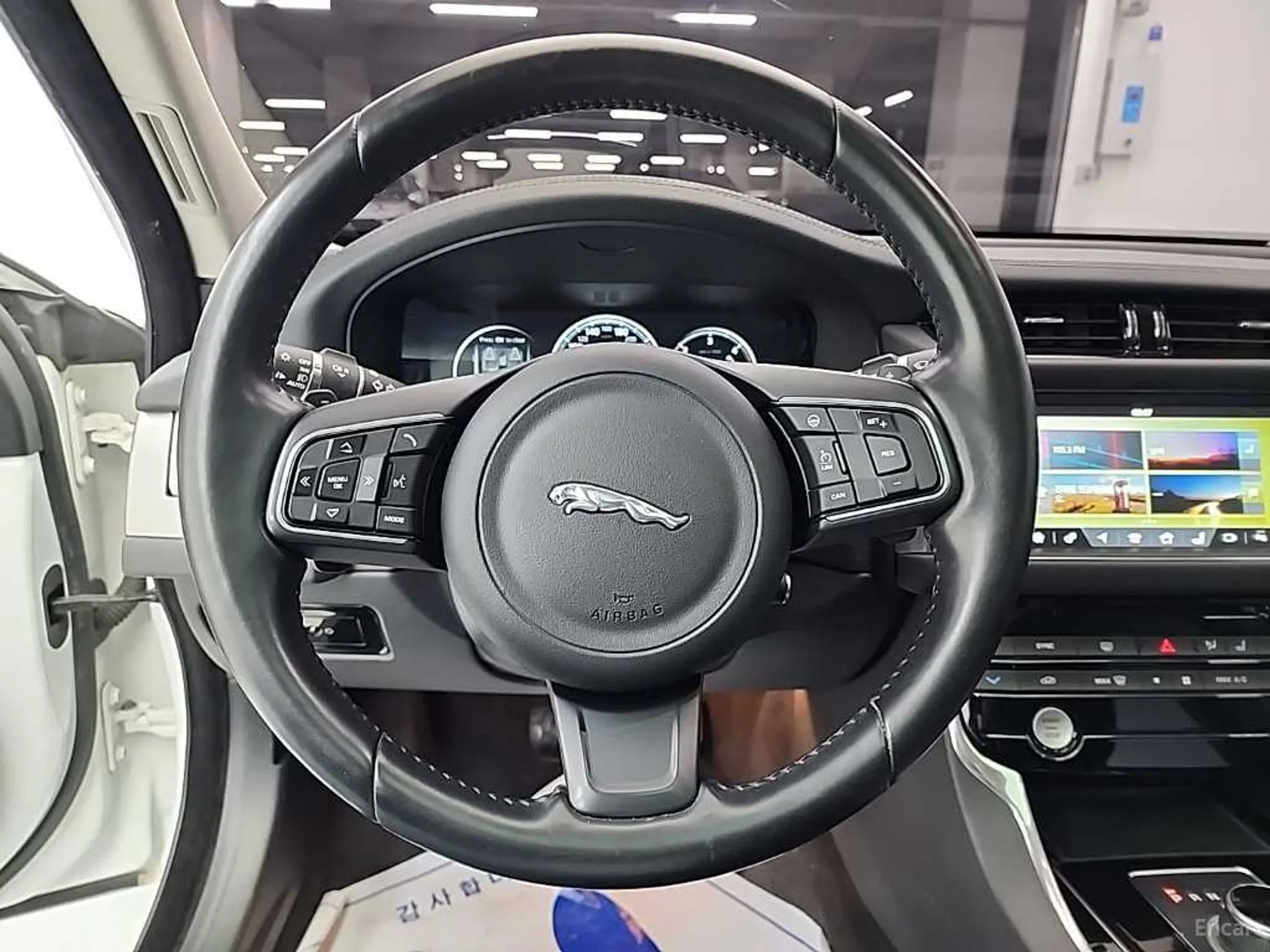 Jaguar XF (x260) превью 9