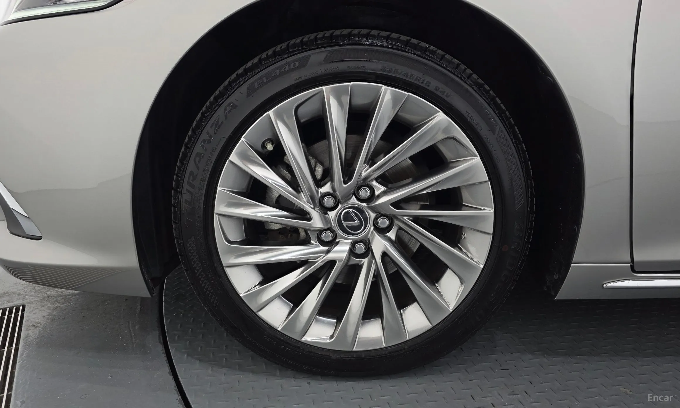 Lexus ES300h 7th Generation превью 5