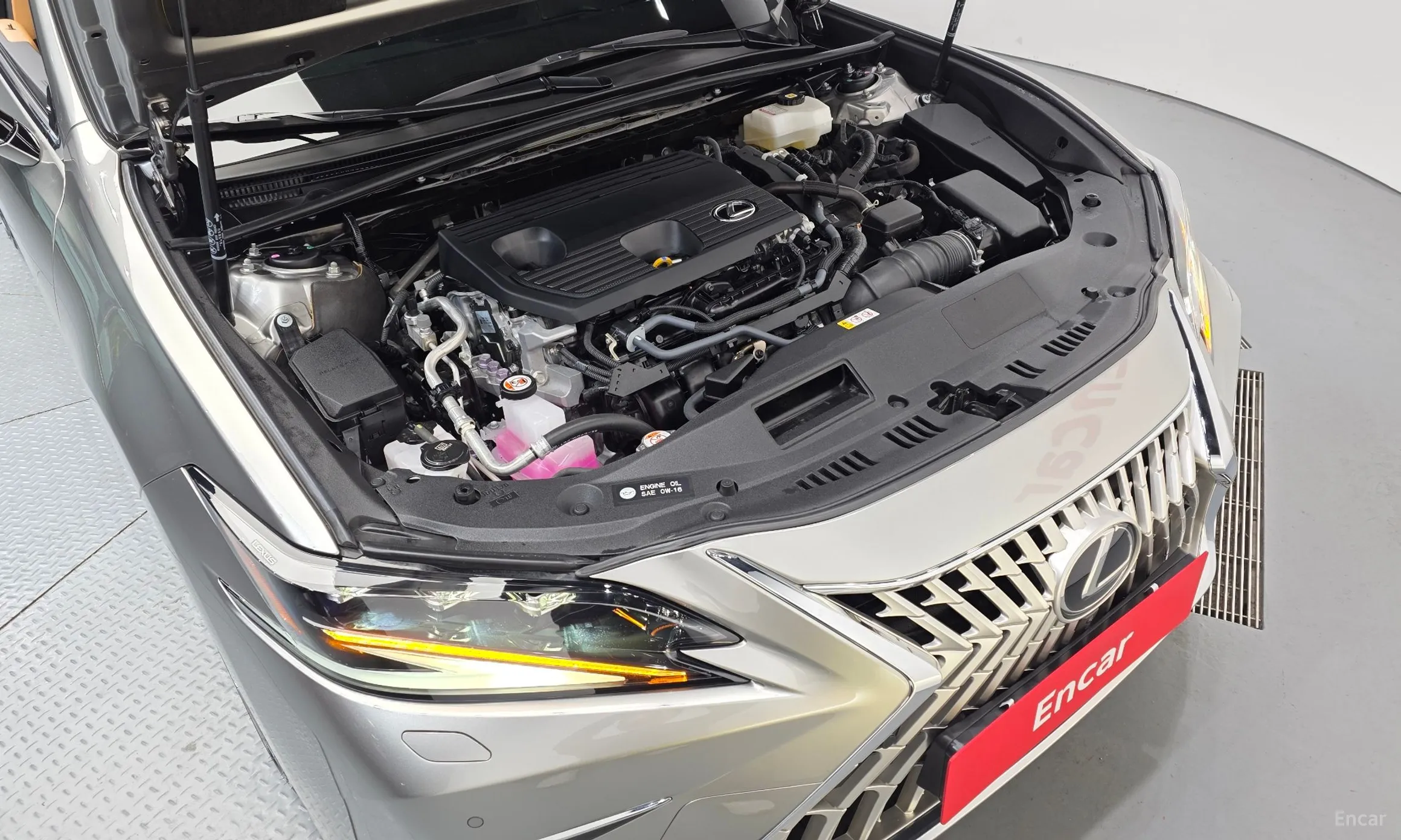 Lexus ES300h 7th Generation превью 6