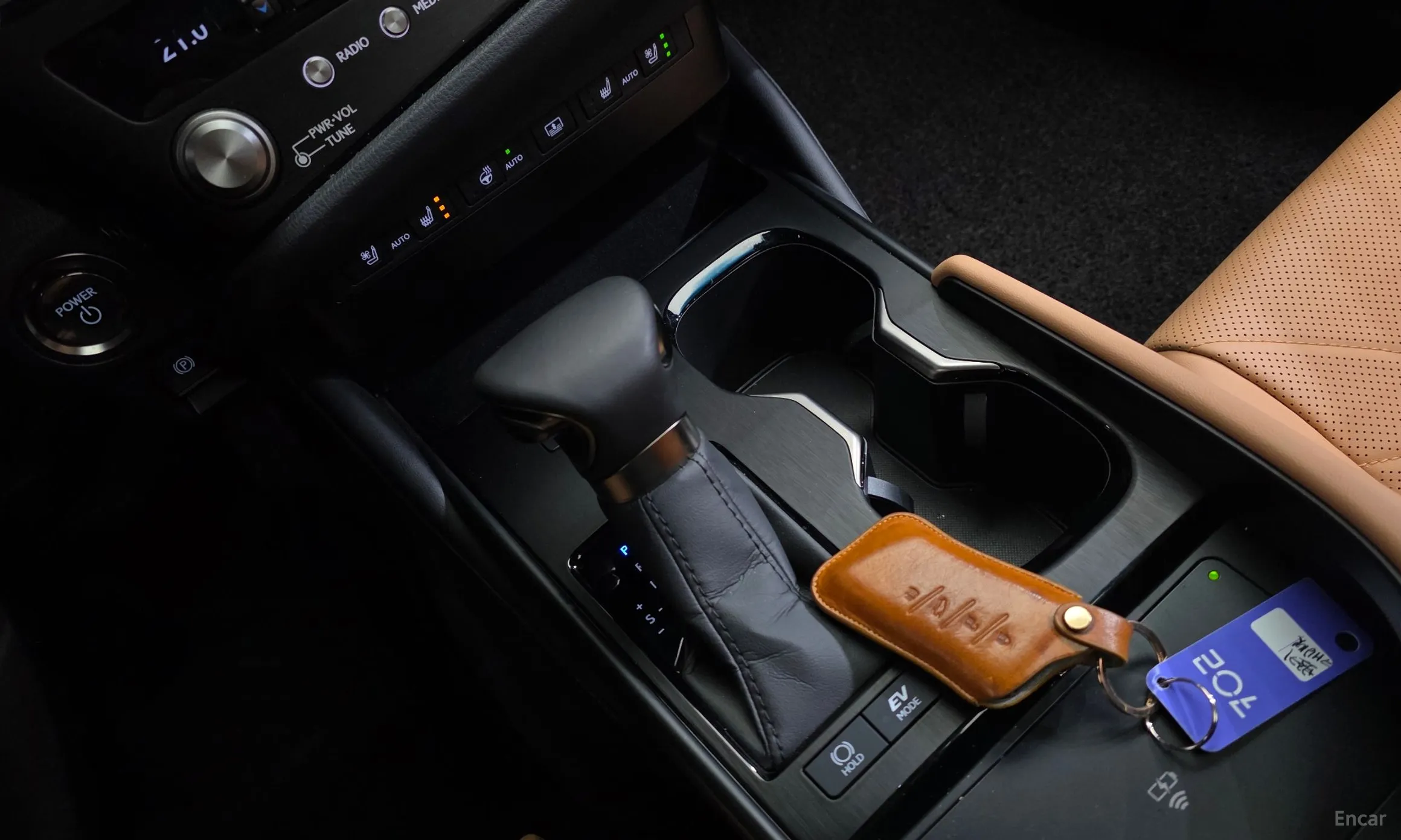 Lexus ES300h 7th Generation превью 9