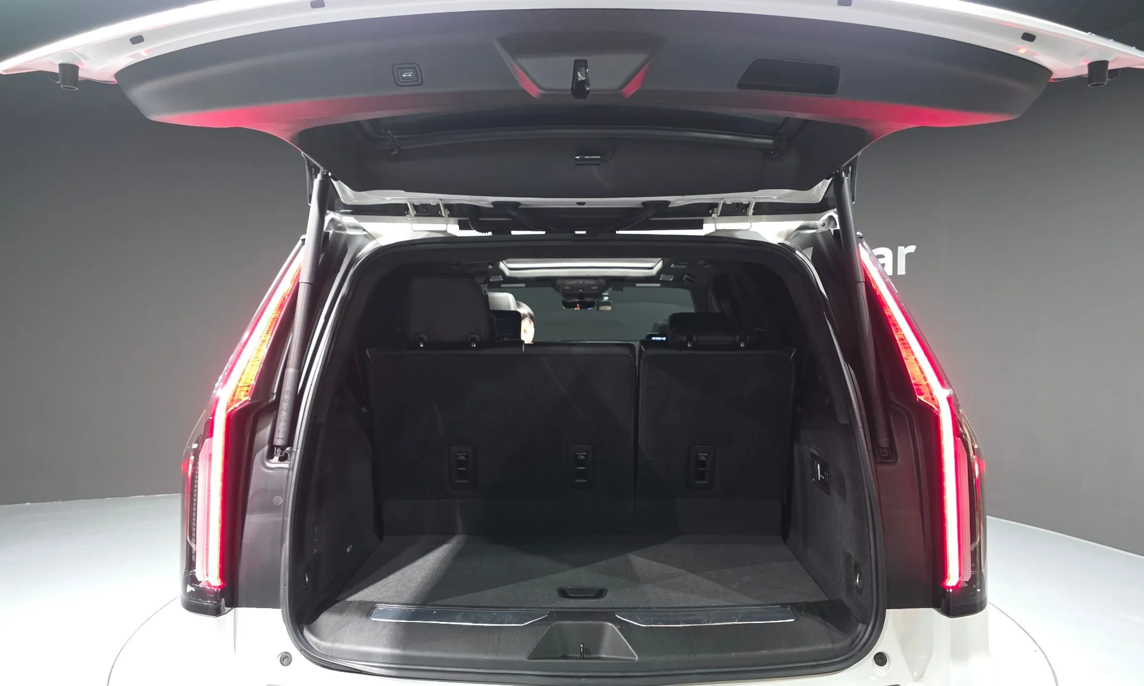 Cadillac Escalade 5th Generation превью 20