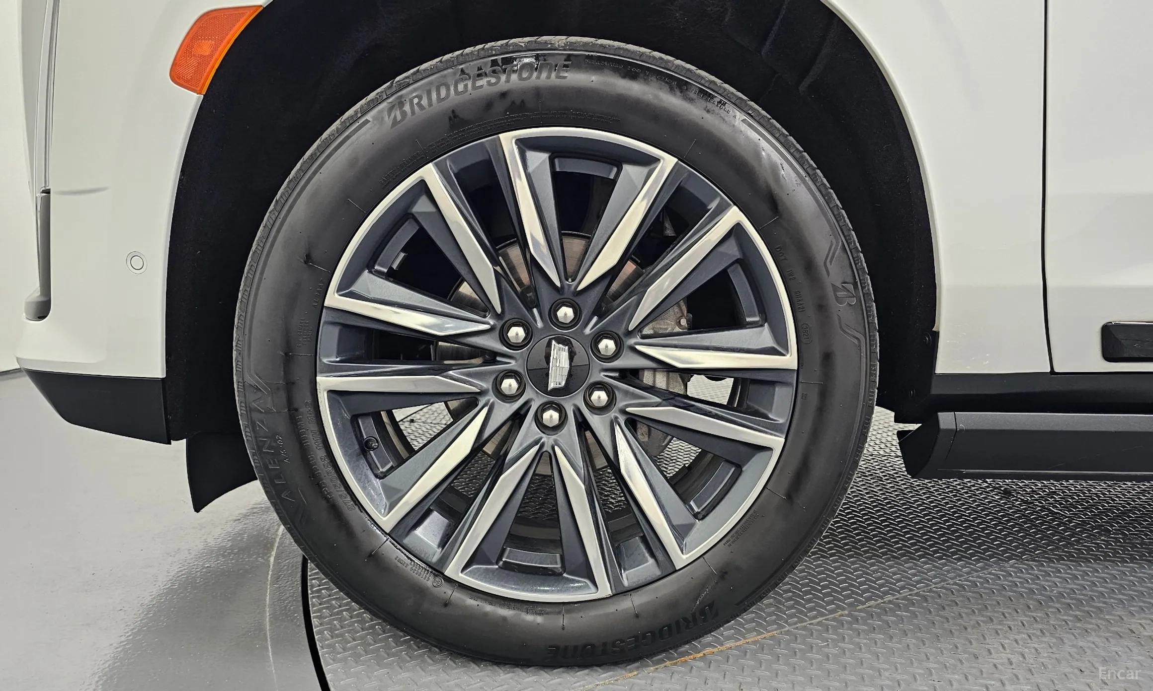 Cadillac Escalade 5th Generation превью 5