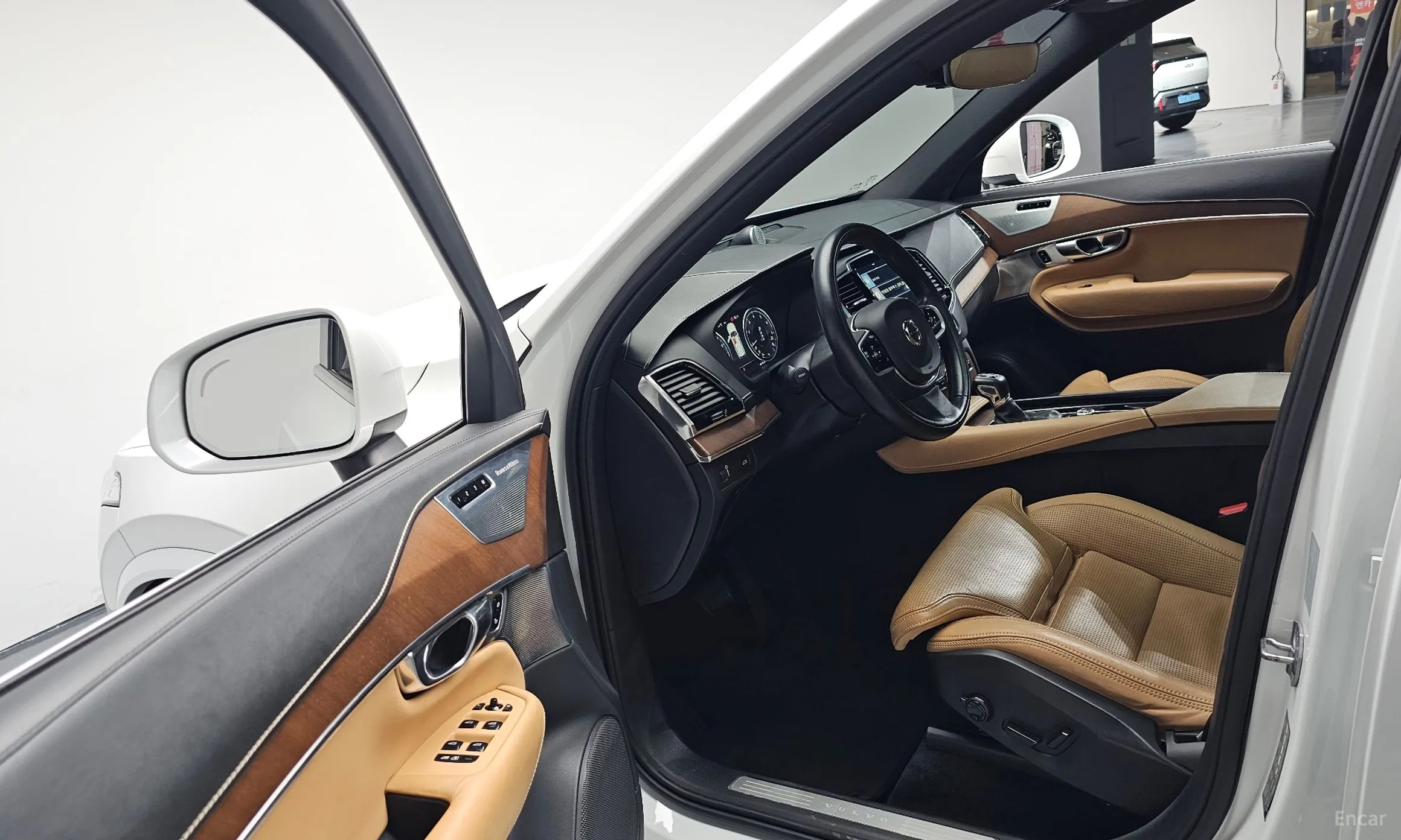 Volvo XC90 Gen 2 превью 10
