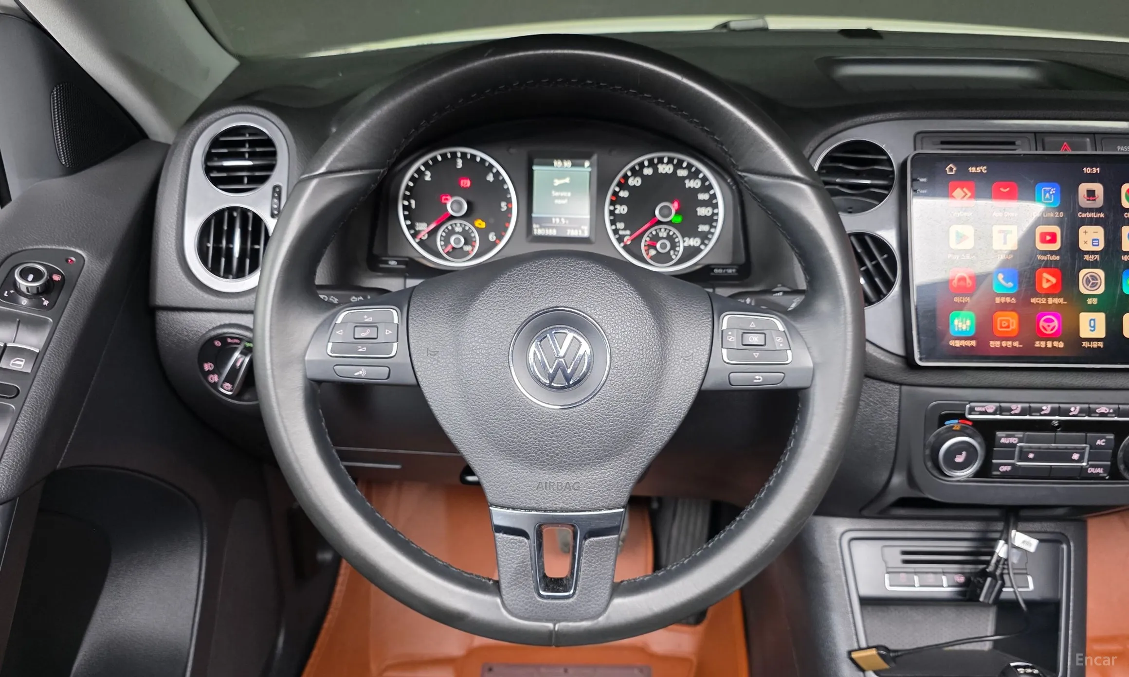Volkswagen New Tiguan превью 14