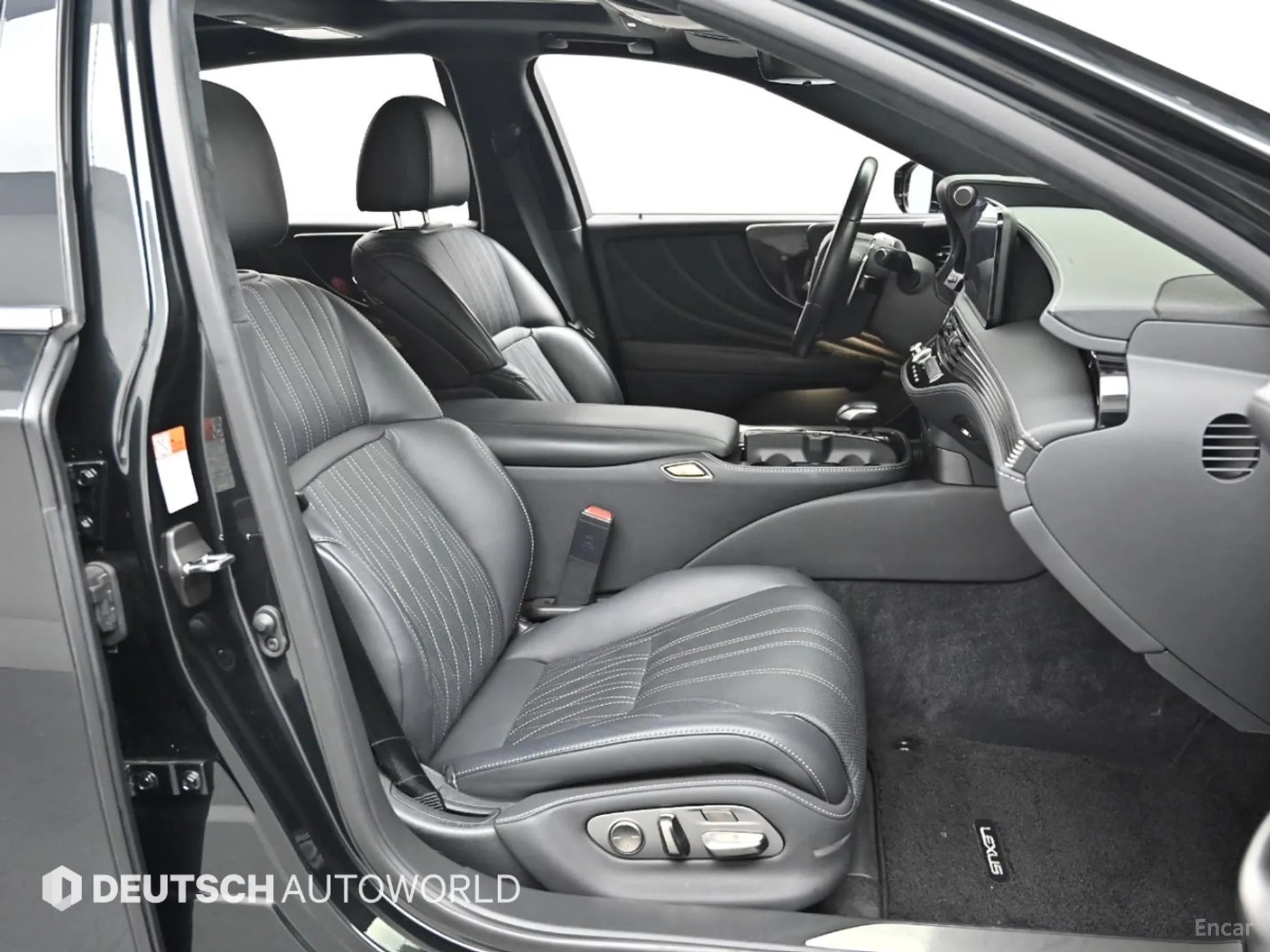 Lexus LS500 5th Generation превью 10