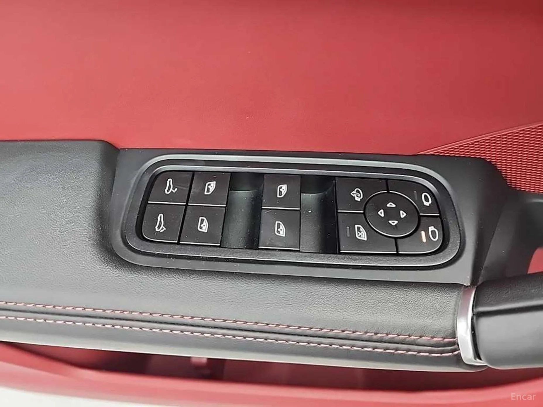 Porsche Cayenne (PO536) превью 17