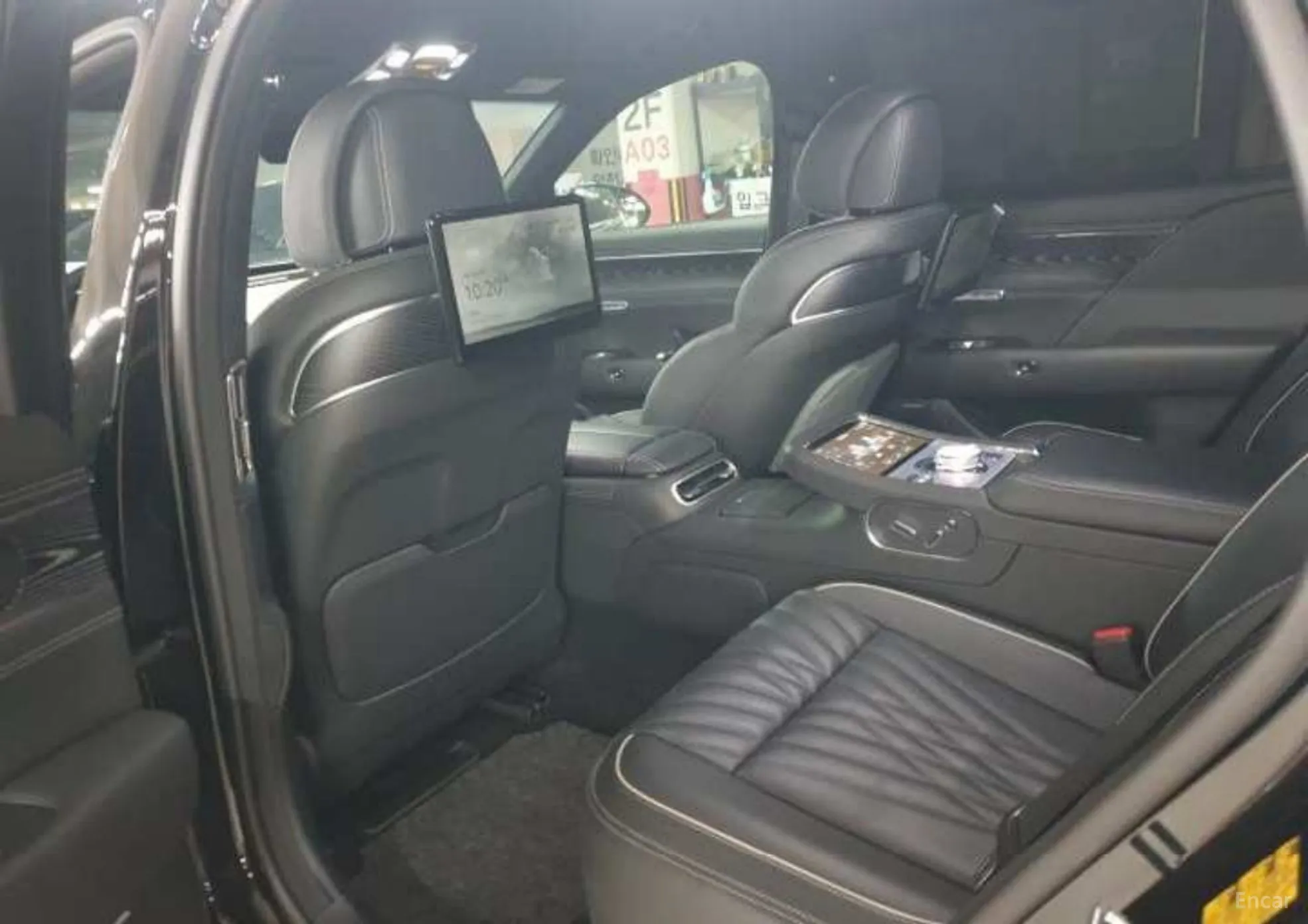Genesis G90 (RS4) превью 10