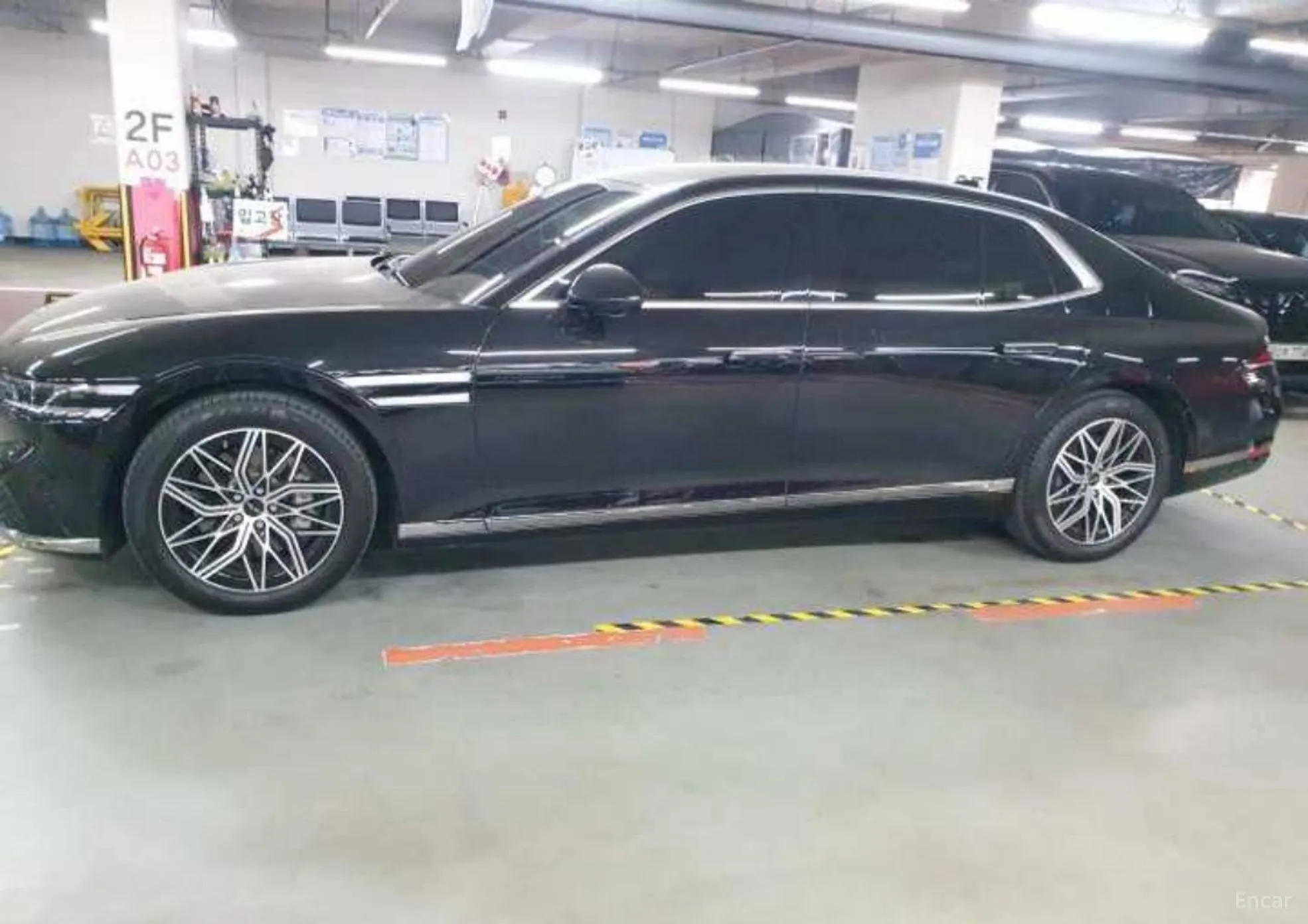 Genesis G90 (RS4) превью 5