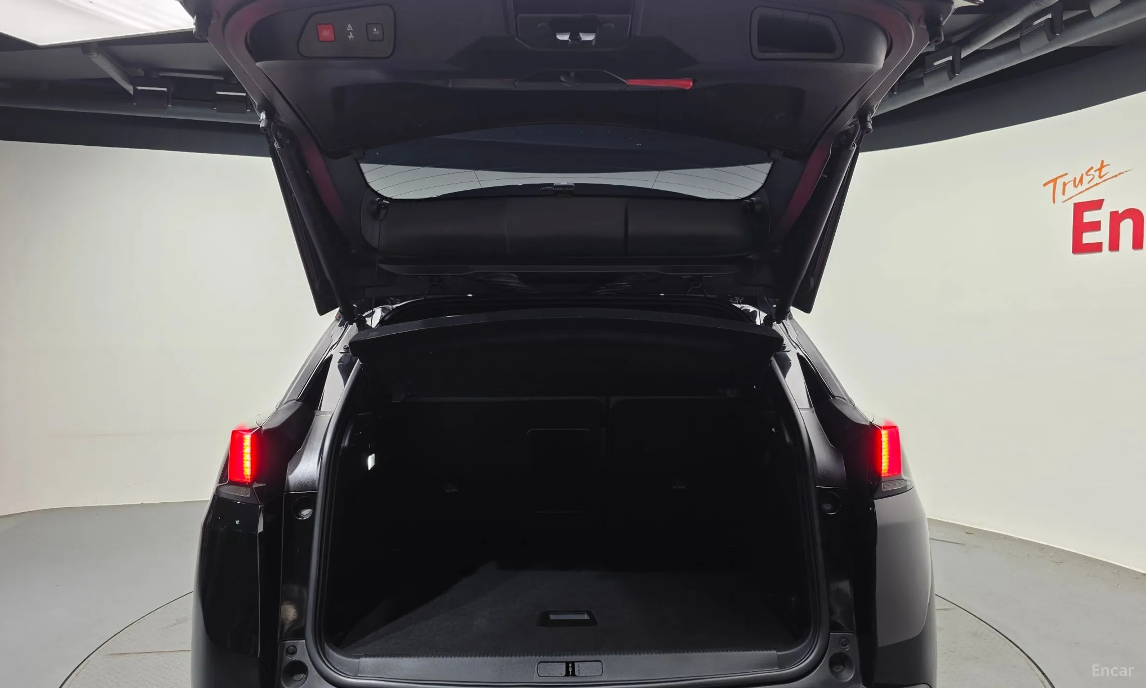 Peugeot 3008 2nd generation превью 20