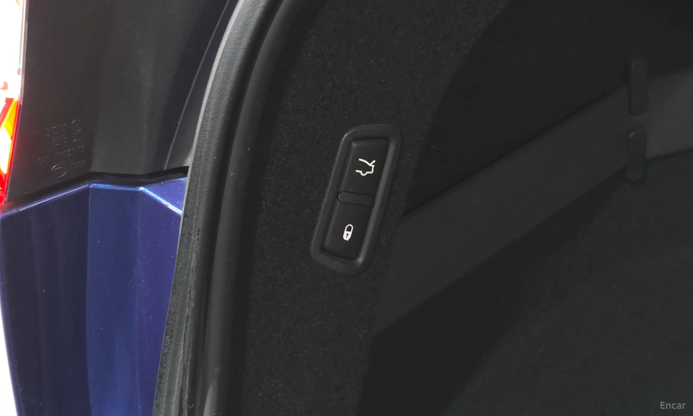 Maserati Levante превью 20