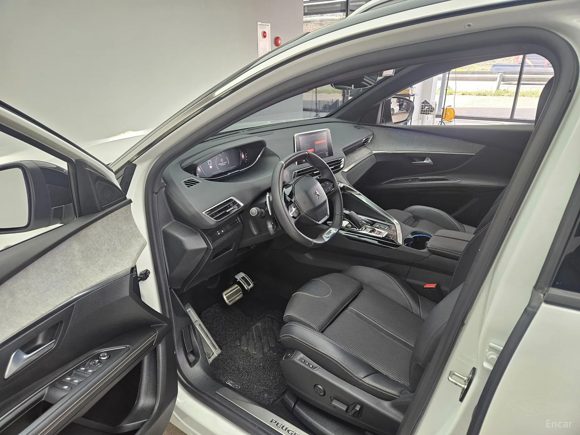 Peugeot 5008 2nd generation превью 13