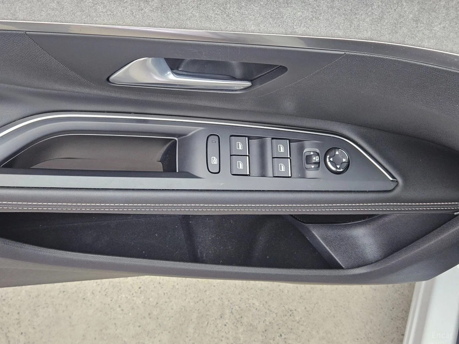 Peugeot 5008 2nd generation превью 14