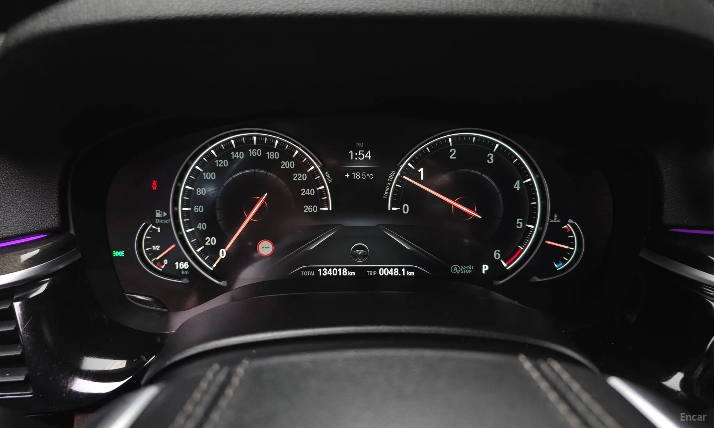 BMW 5 Series (G30) превью 8