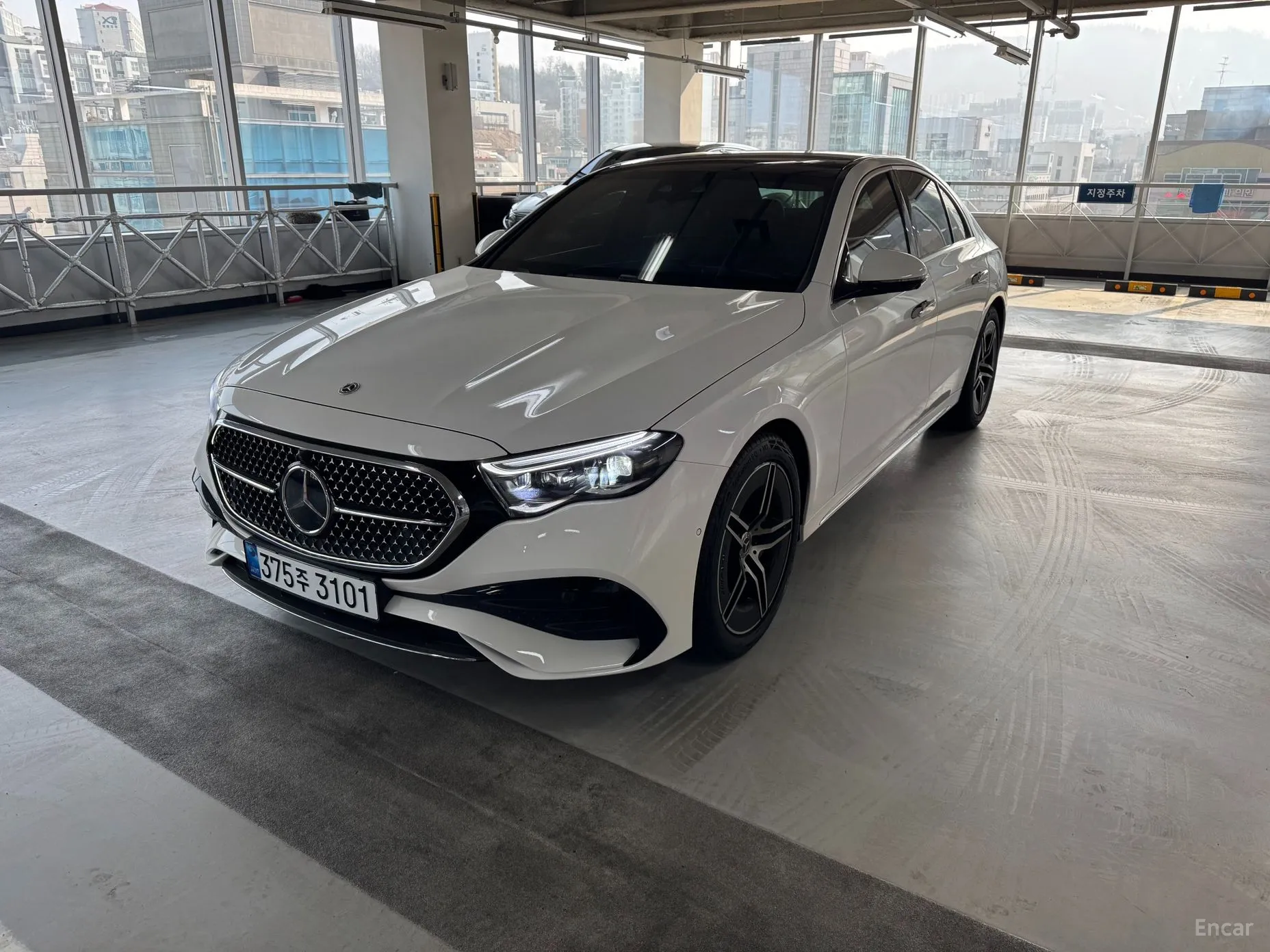 Mercedes Benz E-Class W214