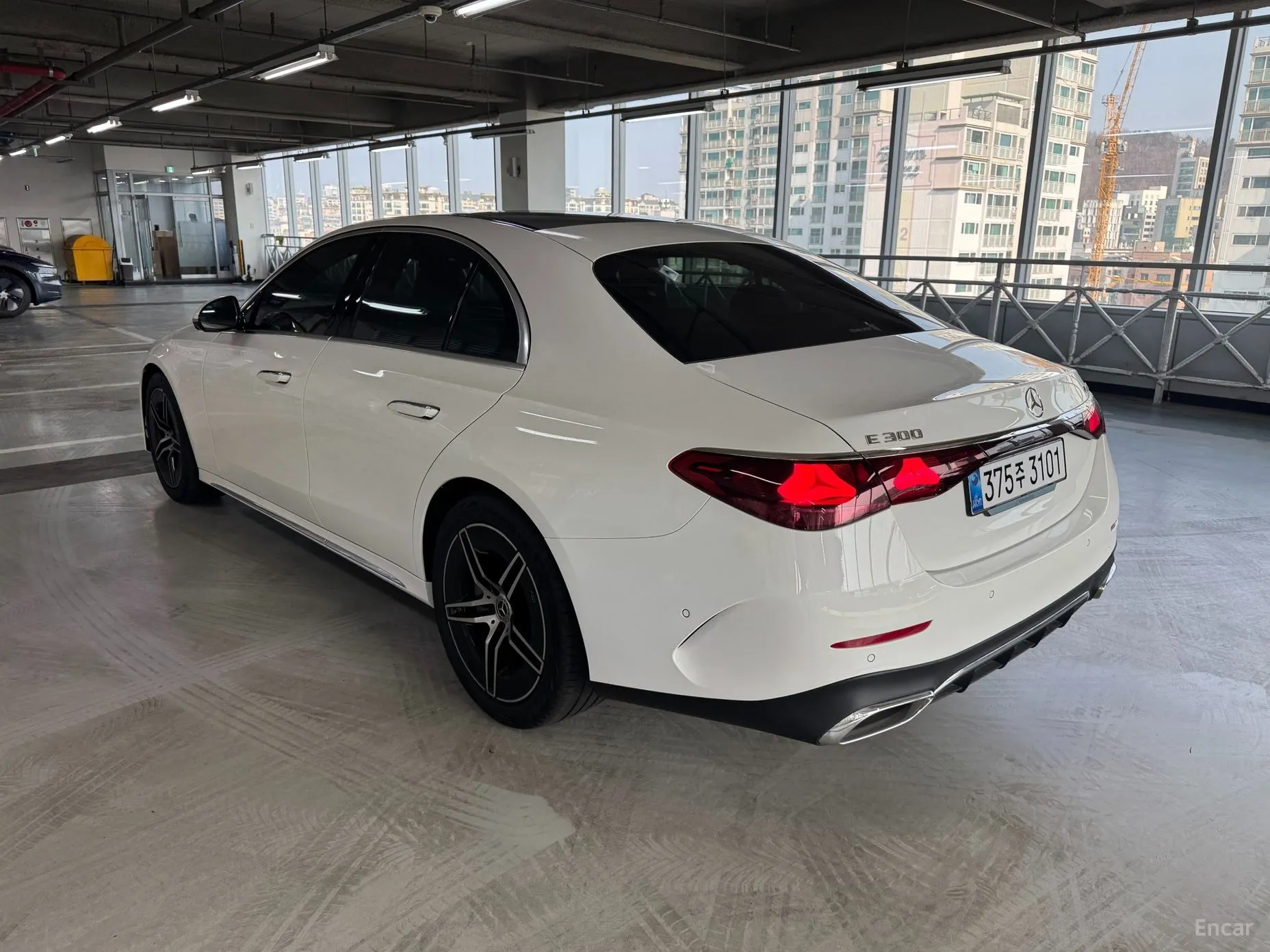Mercedes Benz E-Class W214 превью 5
