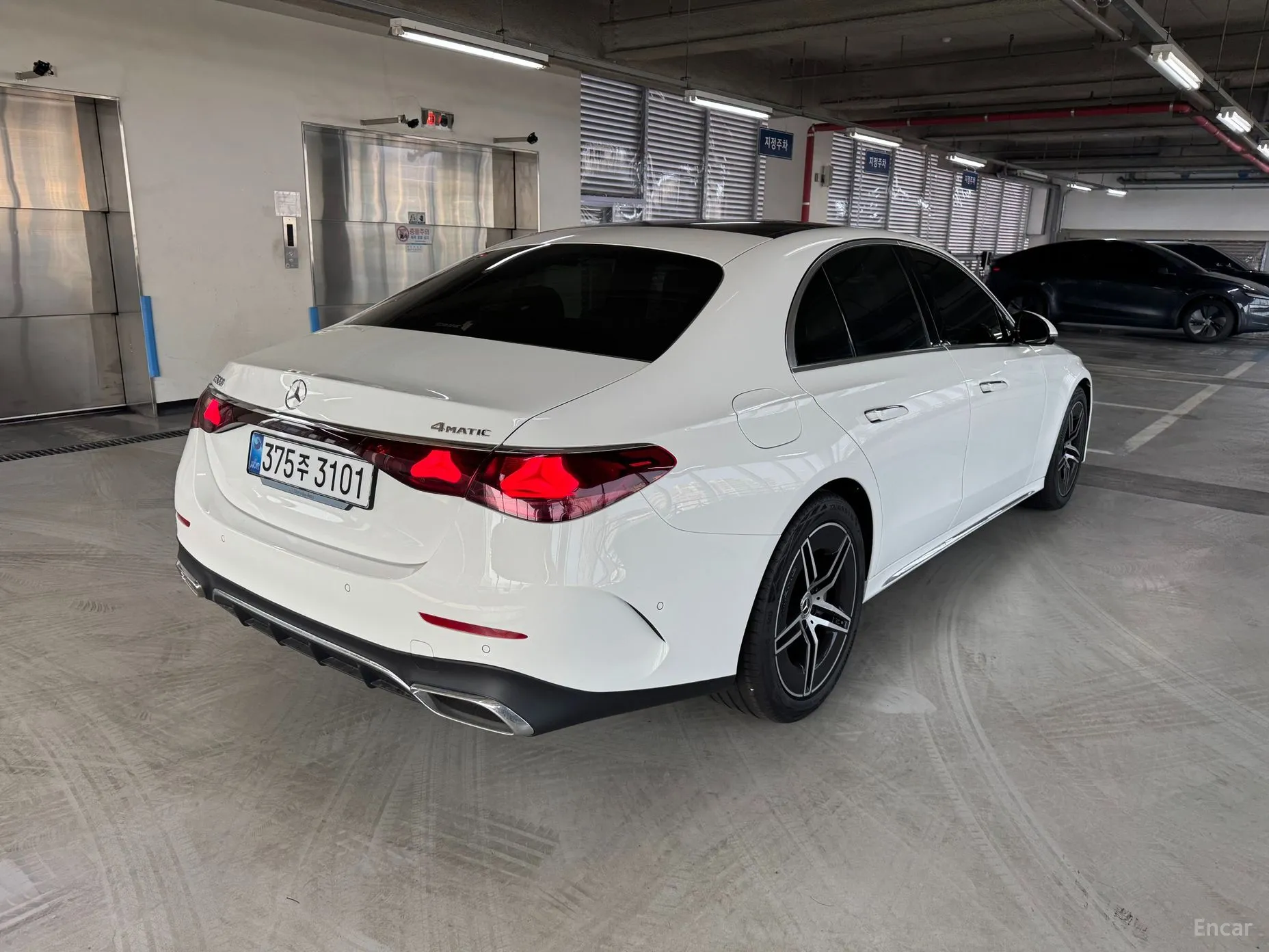 Mercedes Benz E-Class W214 превью 7