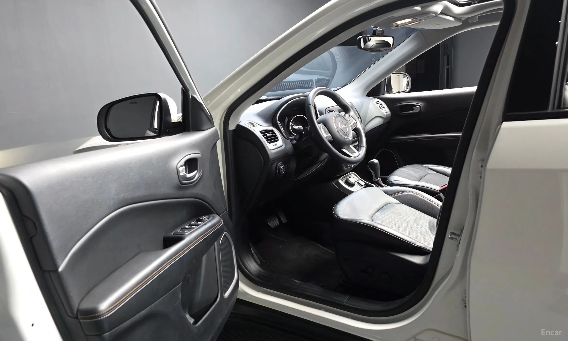 Jeep Compass 2nd Generation превью 10
