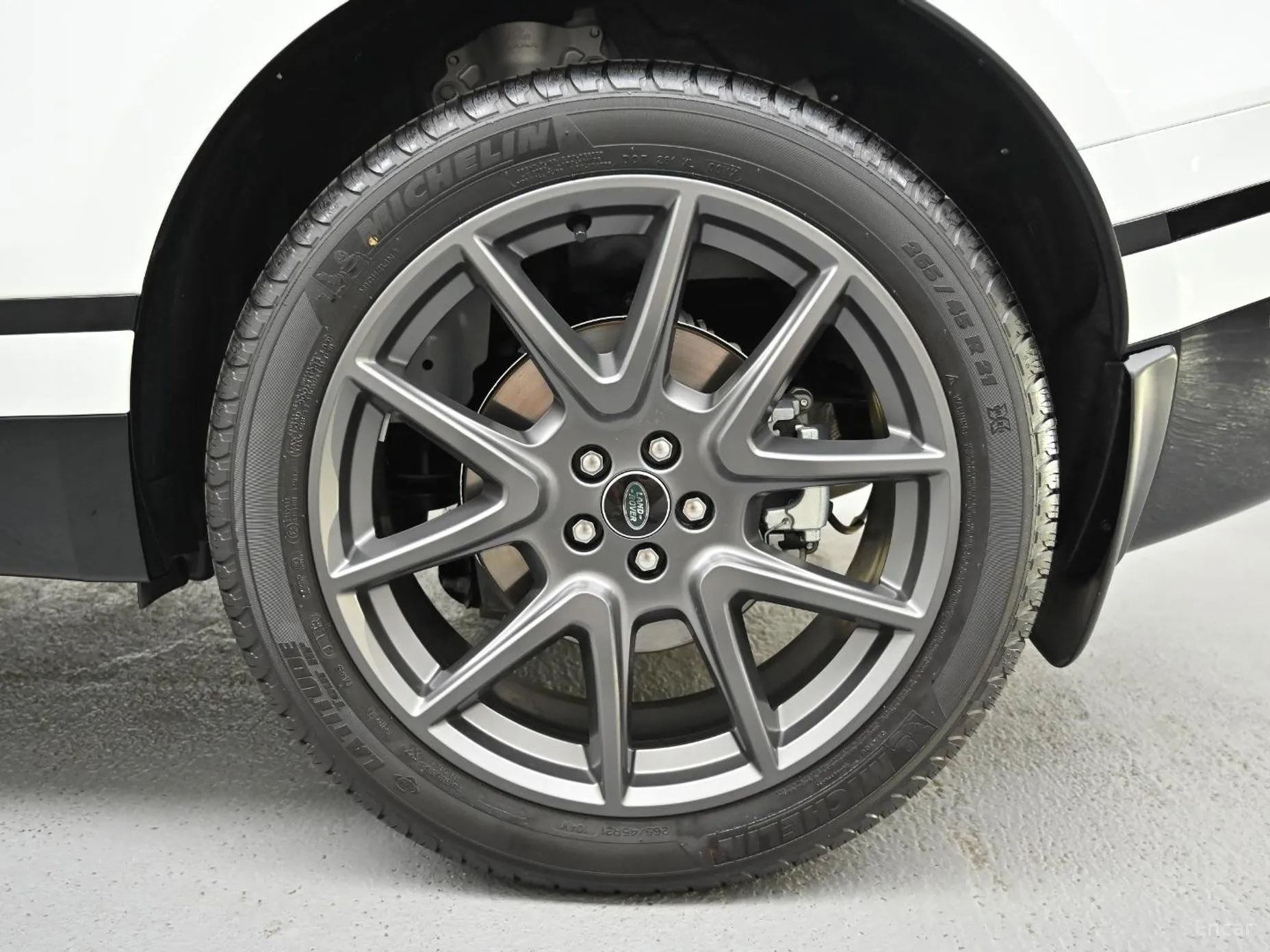 Land Rover Range Rover Bella превью 5
