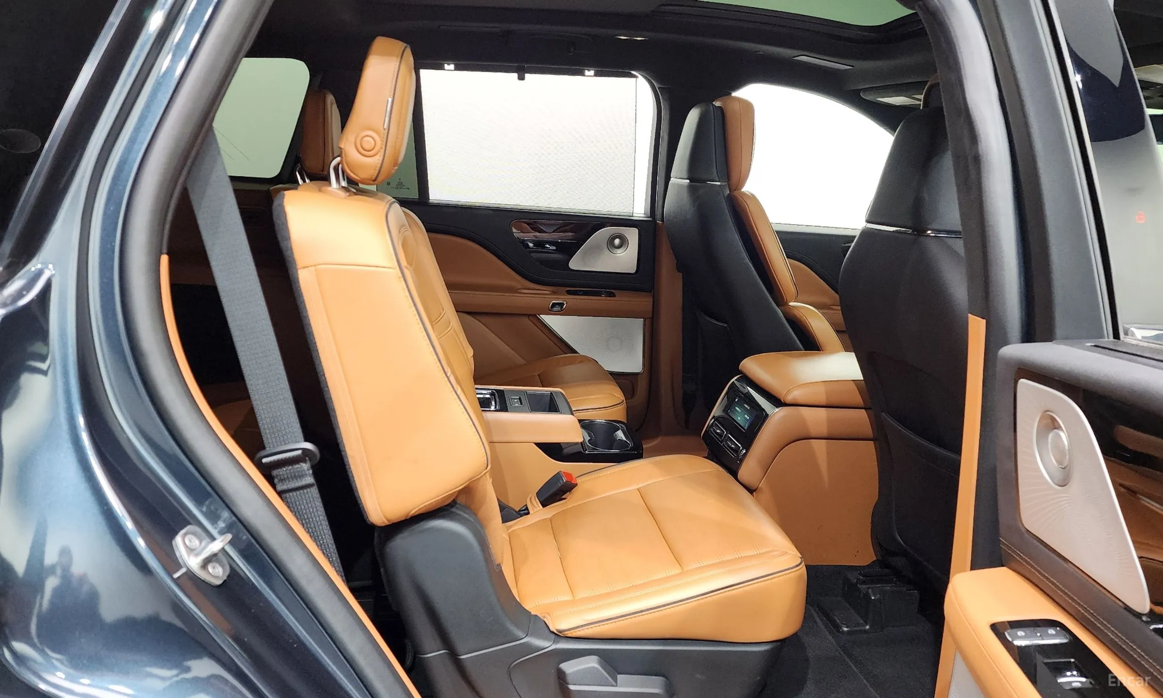 Lincoln Aviator 2nd Generation превью 11