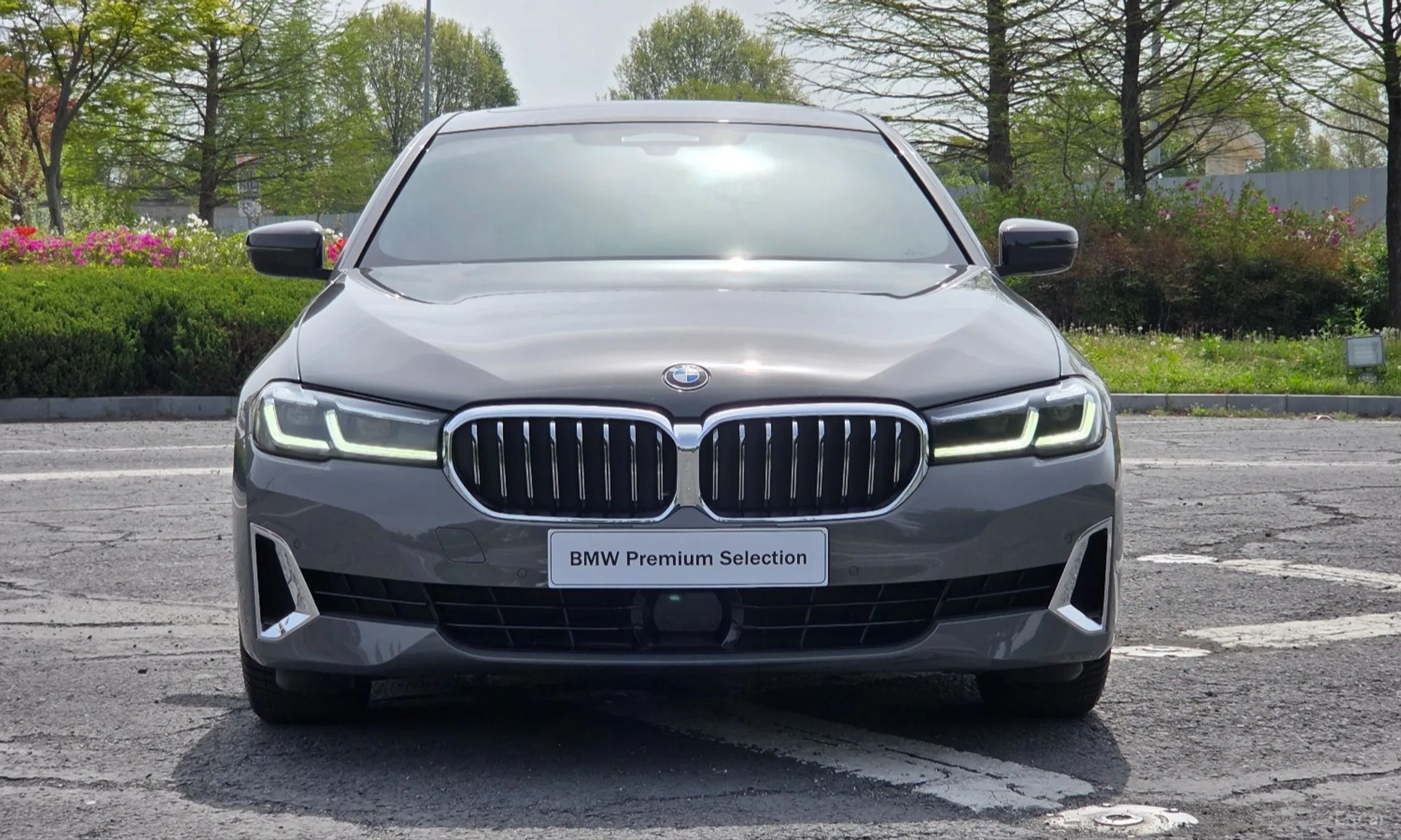BMW 5 Series (G30) превью 3