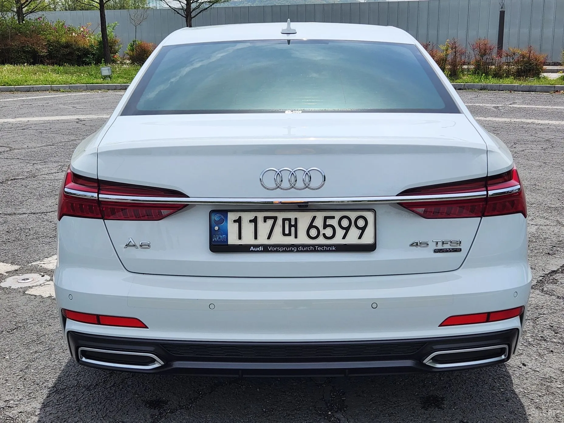 Audi A6 (C8) превью 6
