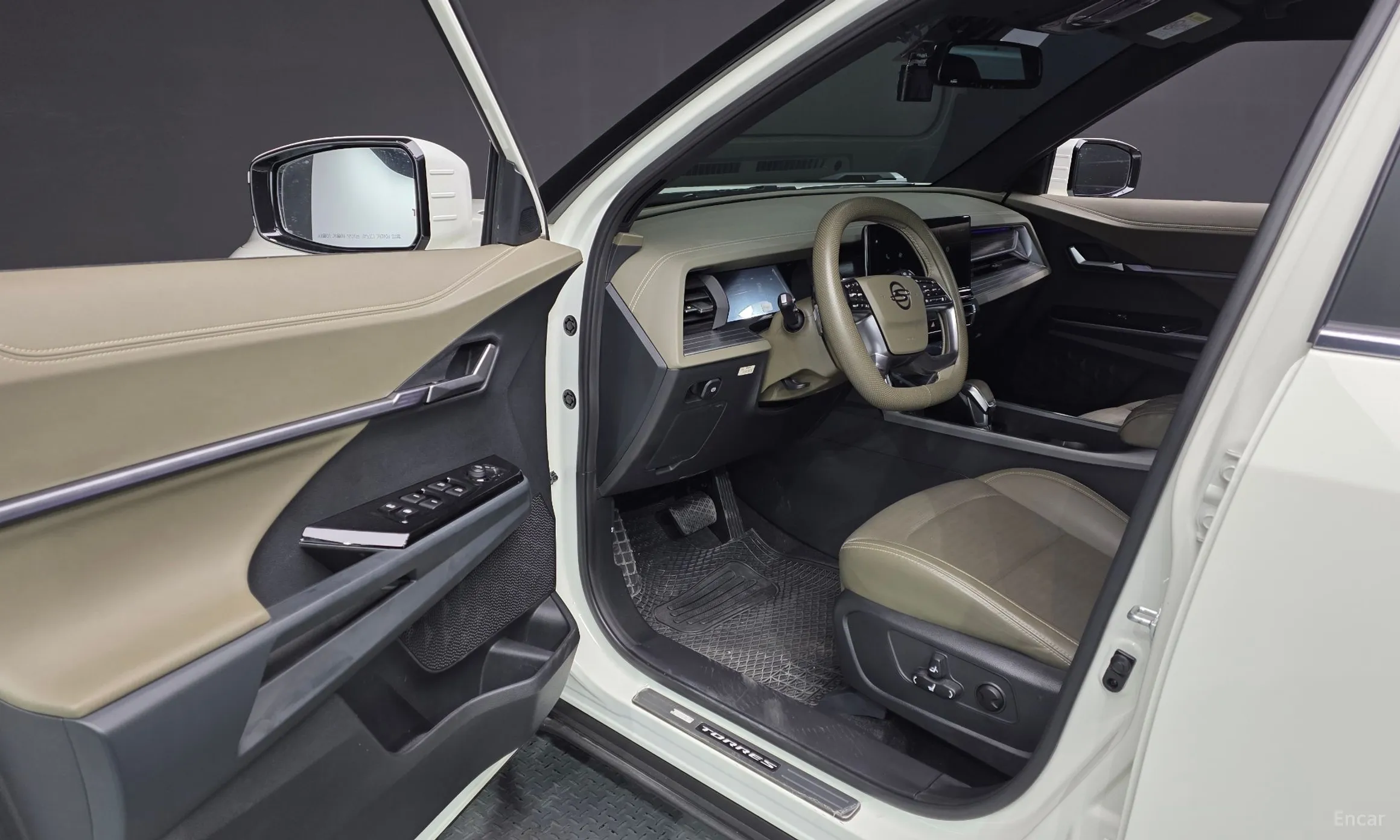 KG Mobility (SsangYong) Torres превью 10