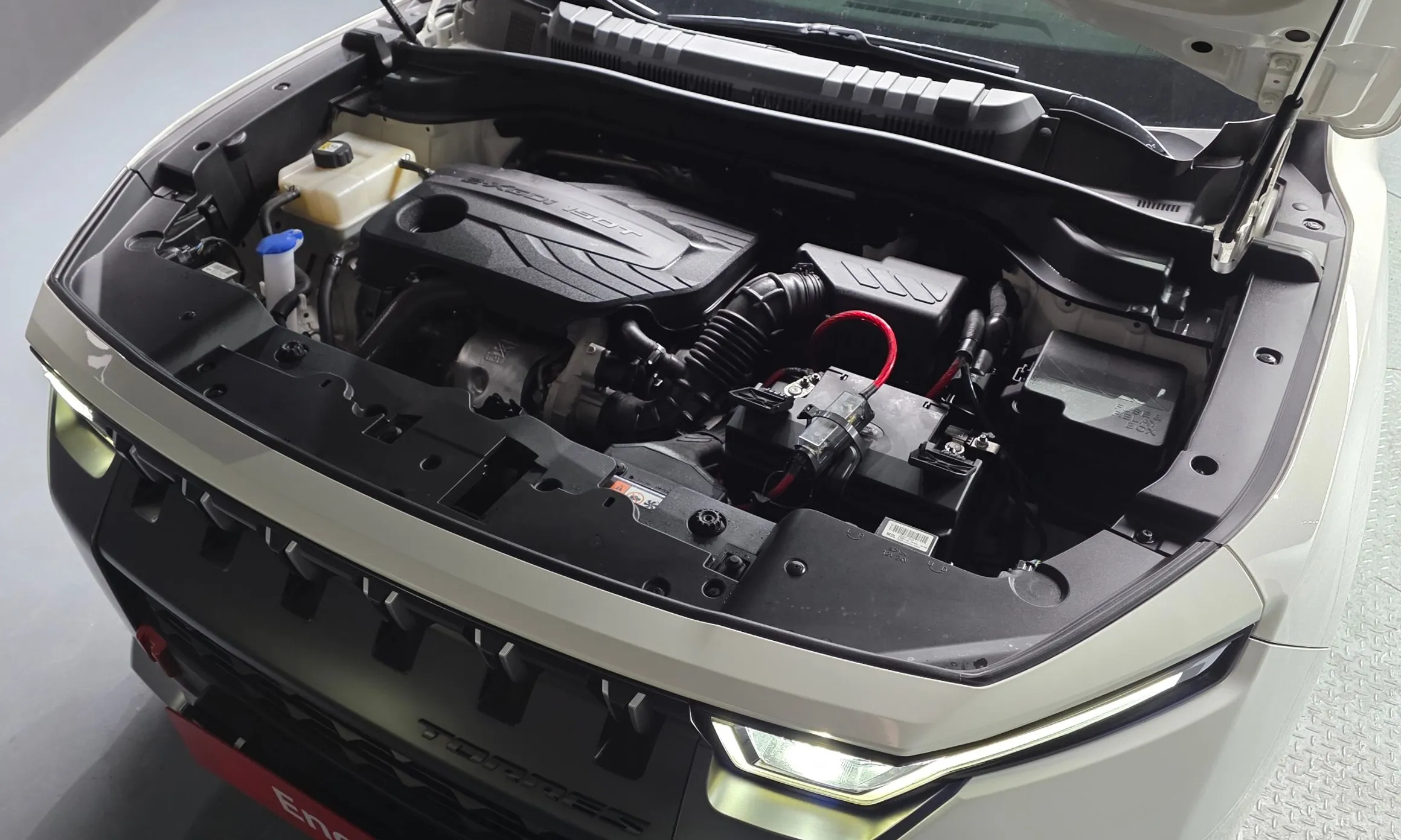 KG Mobility (SsangYong) Torres превью 6