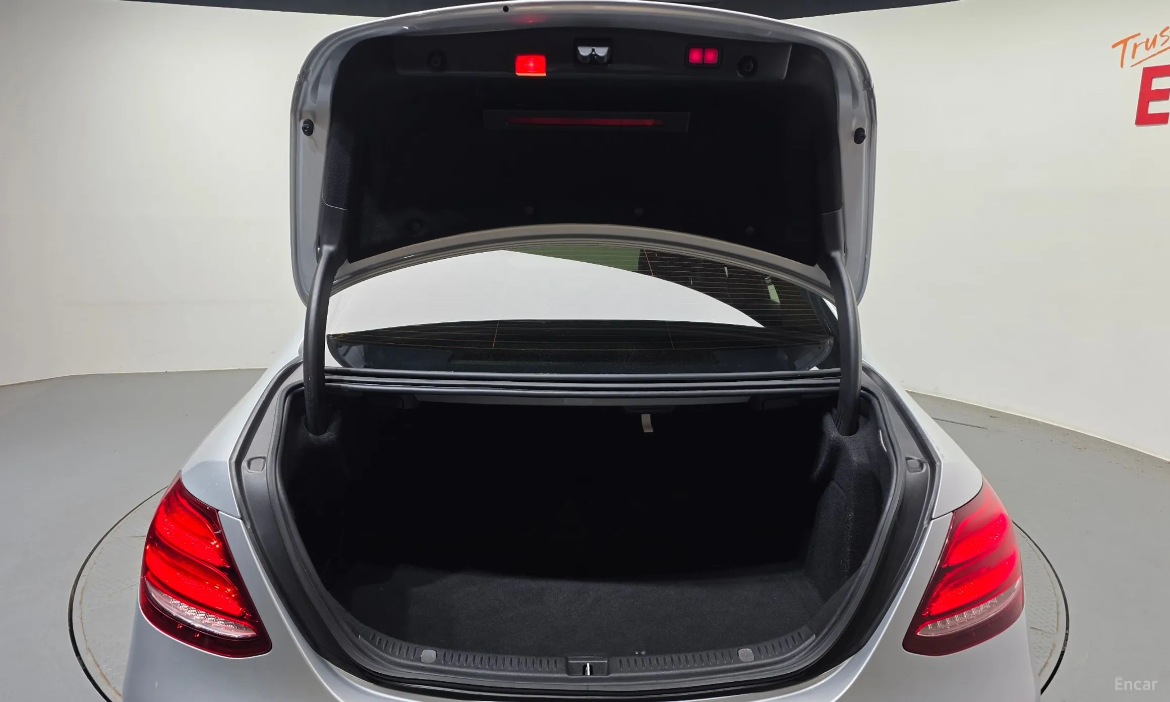 Mercedes Benz E-Class W213 превью 20