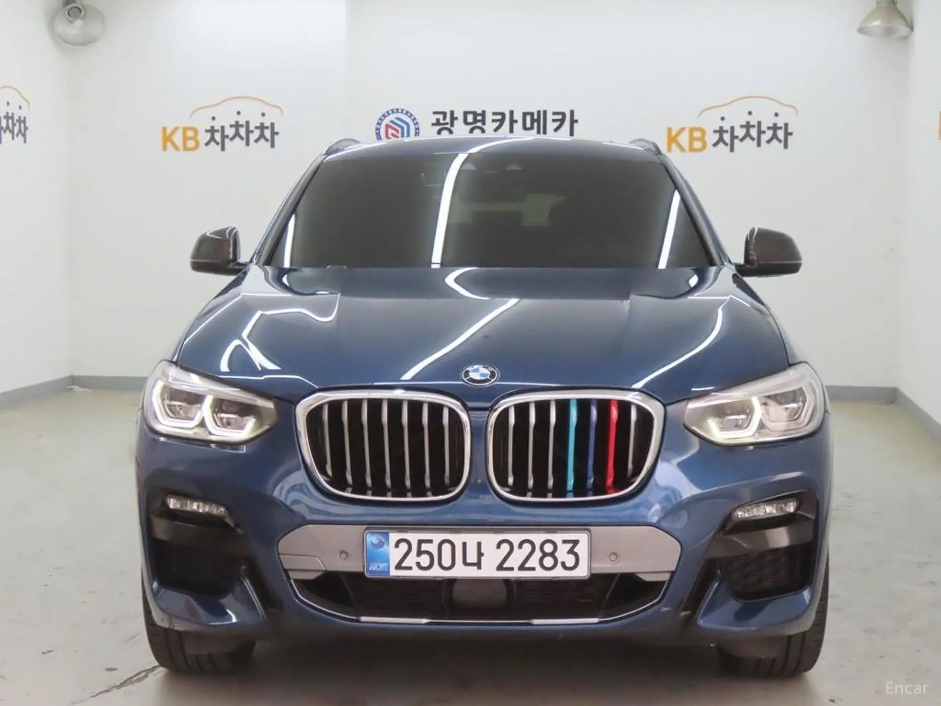 X4 (G02)
