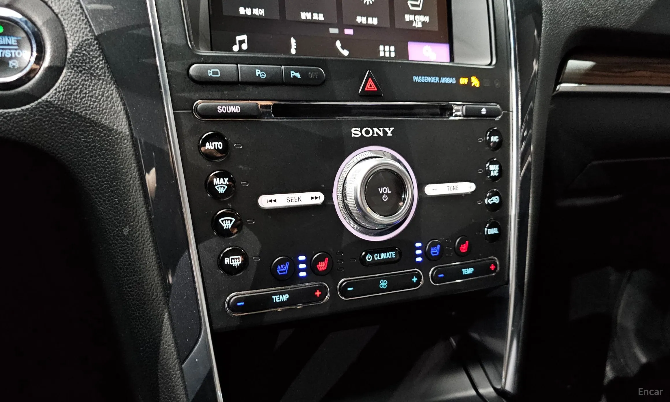 Ford Explorer превью 17