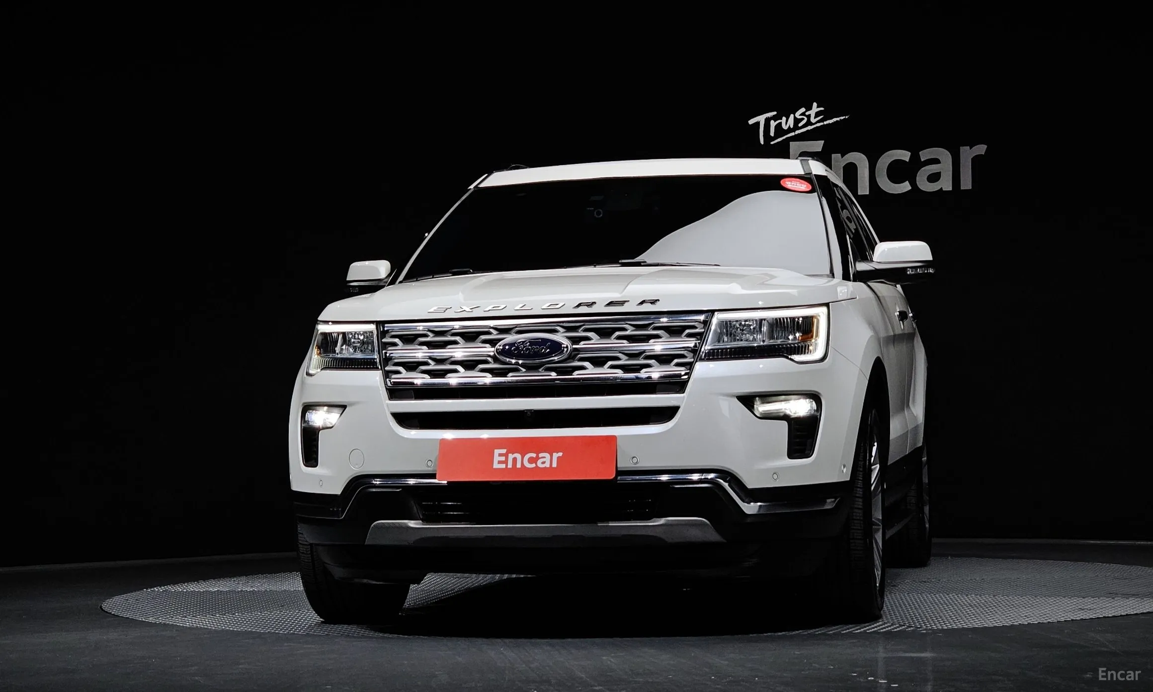Ford Explorer превью 3