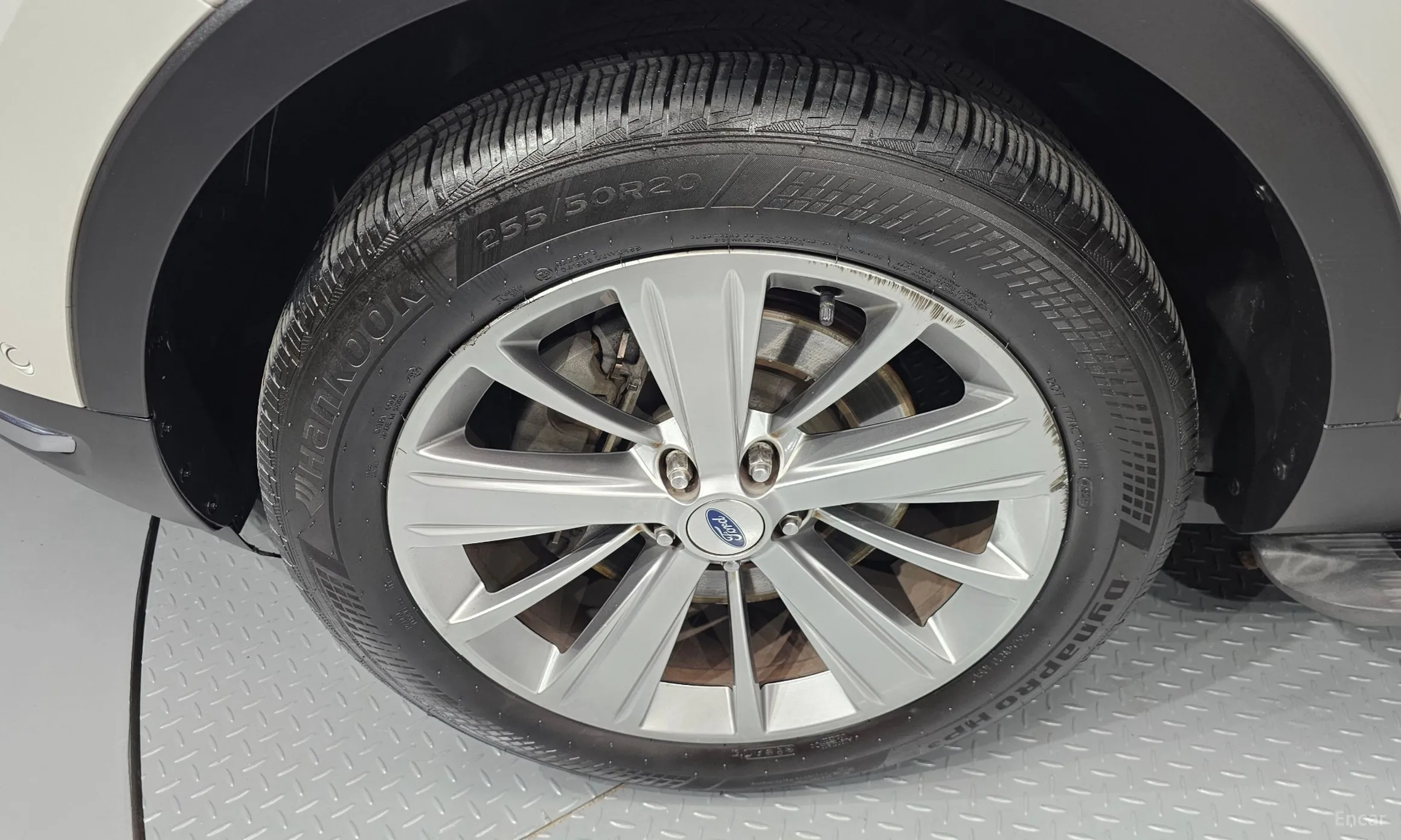 Ford Explorer превью 5
