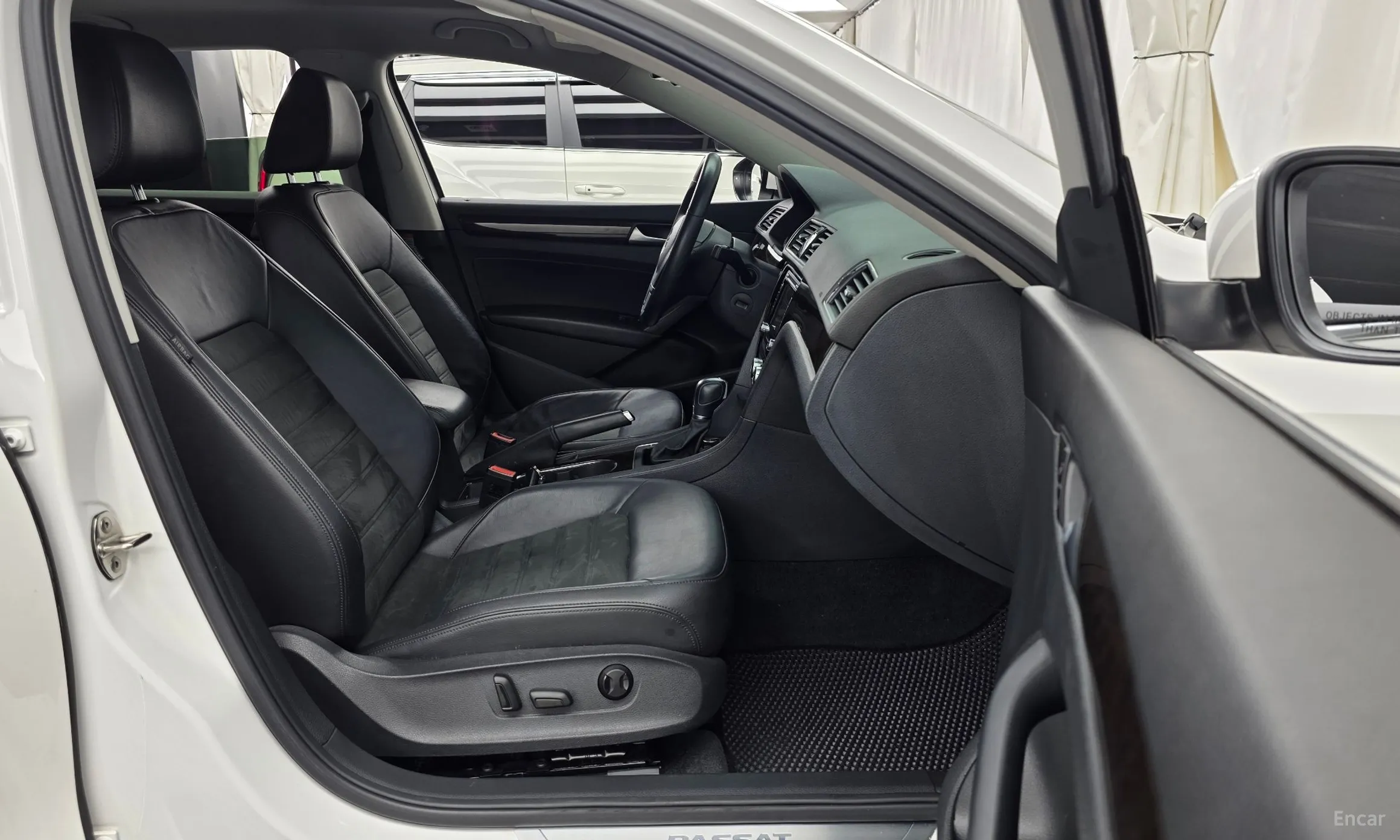 Volkswagen The New Passat превью 11