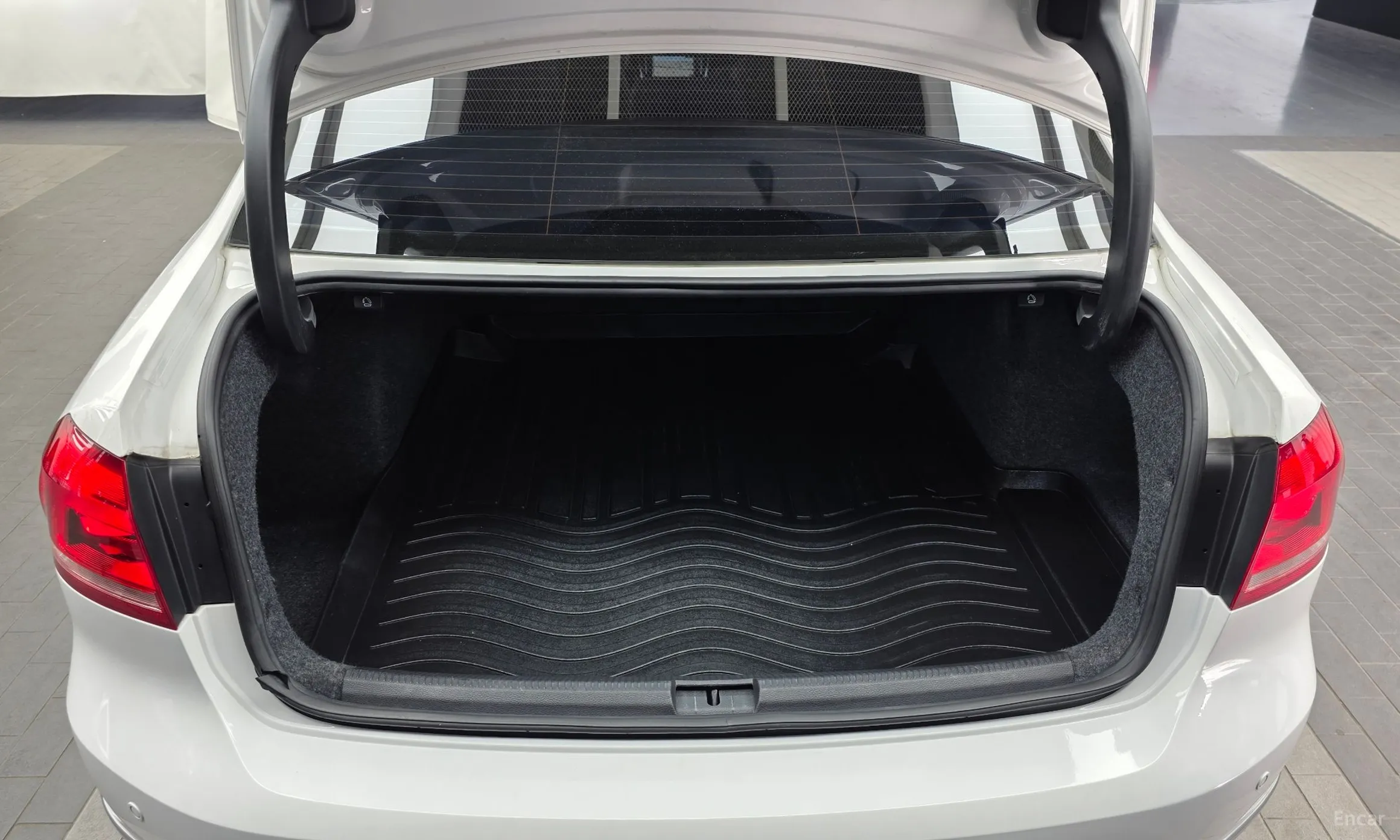 Volkswagen The New Passat превью 20