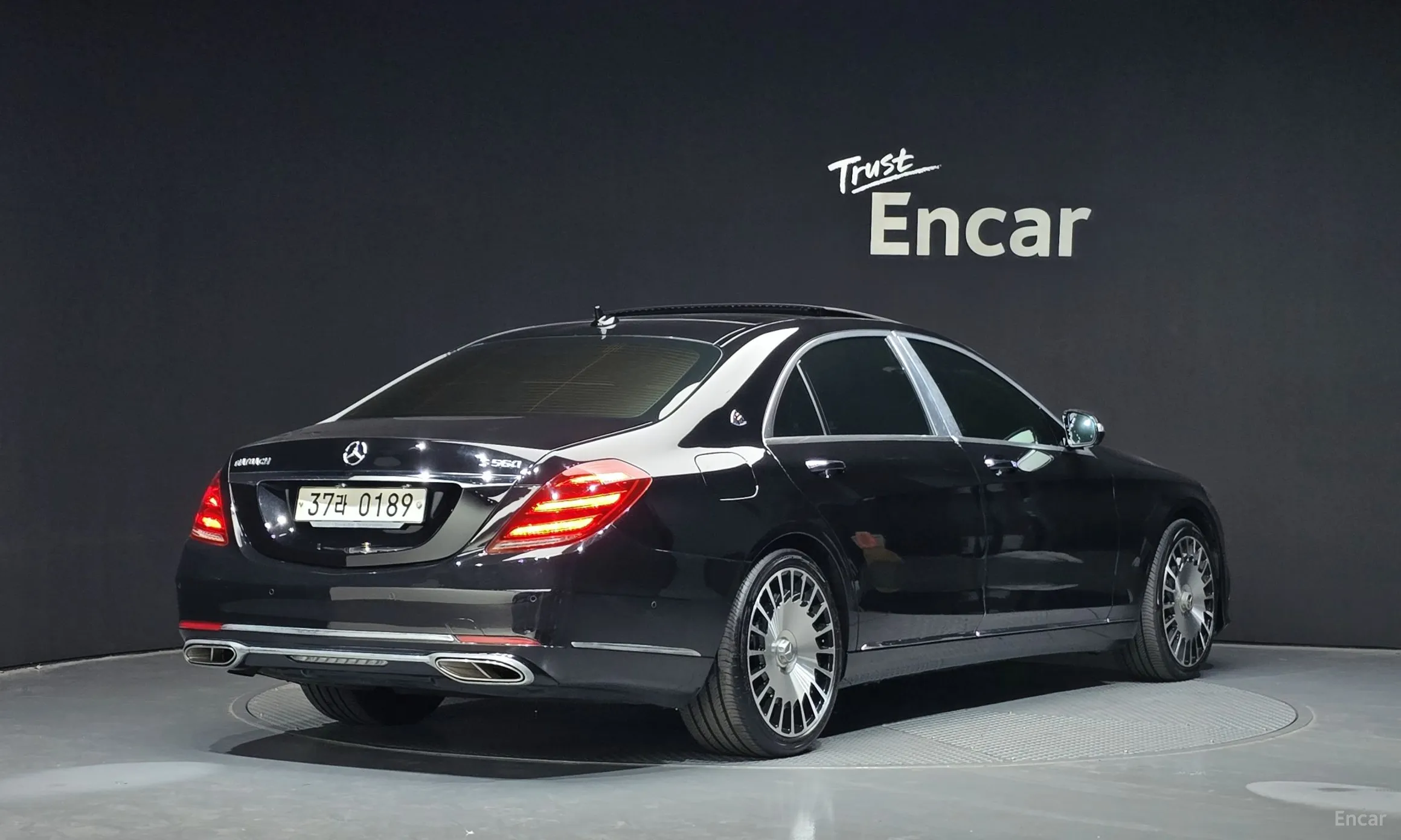 Mercedes Benz S-Class W222