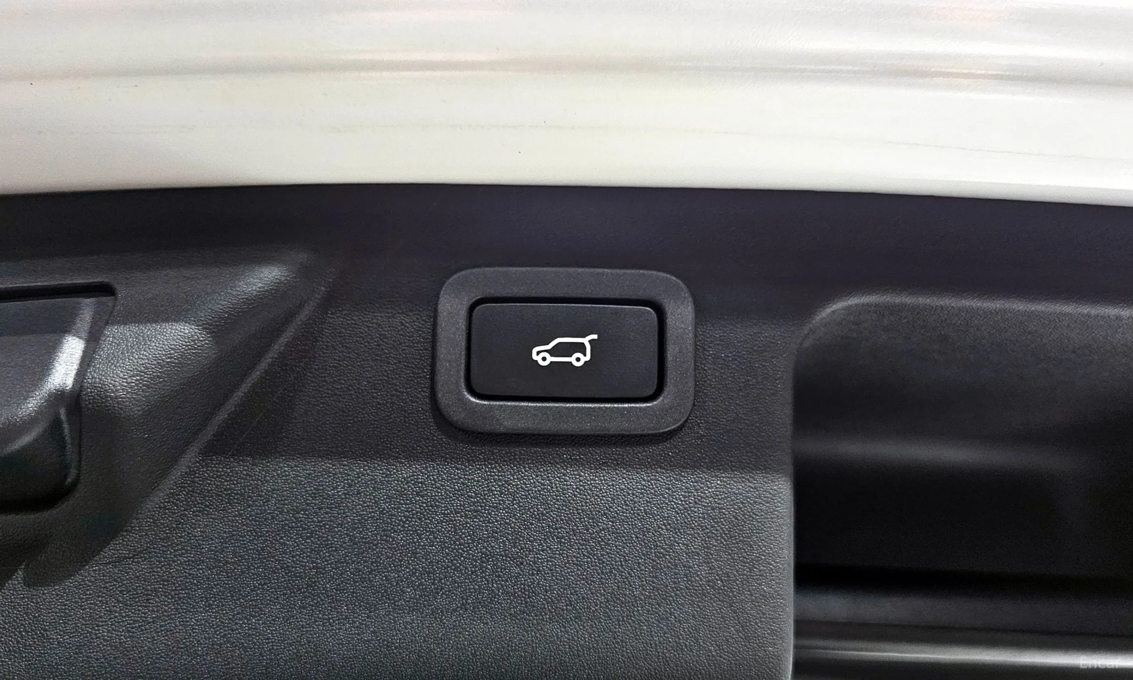 Land Rover Discovery Sports превью 18