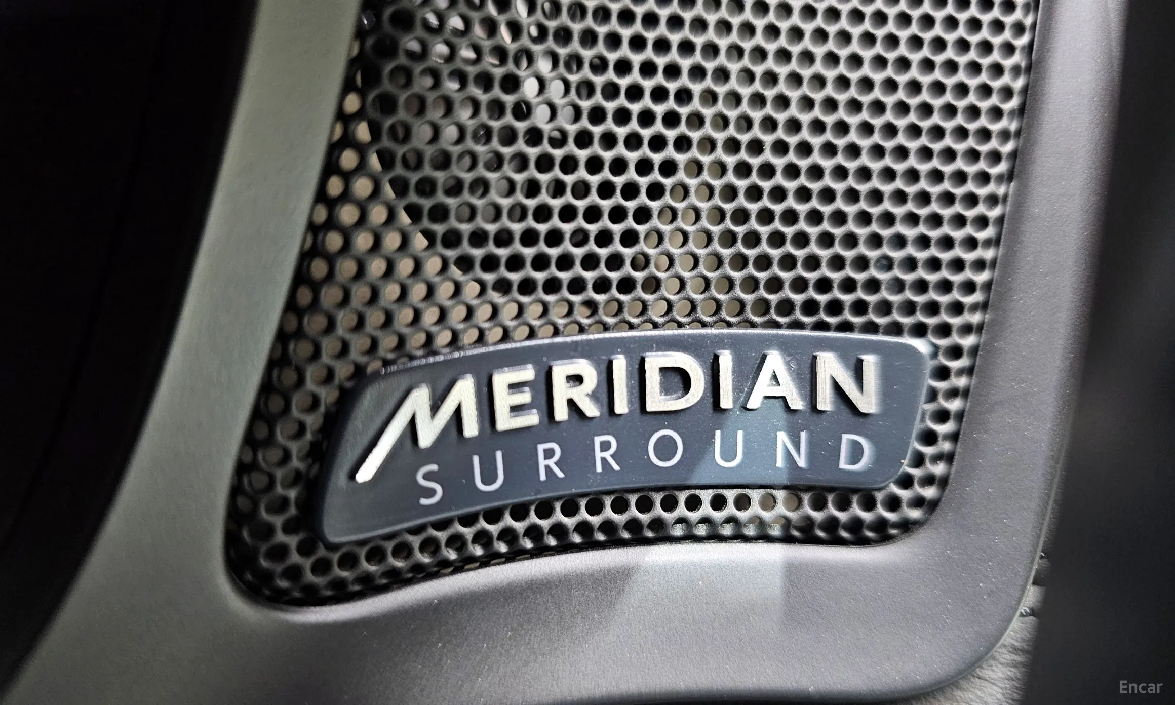 Land Rover Discovery Sports превью 19