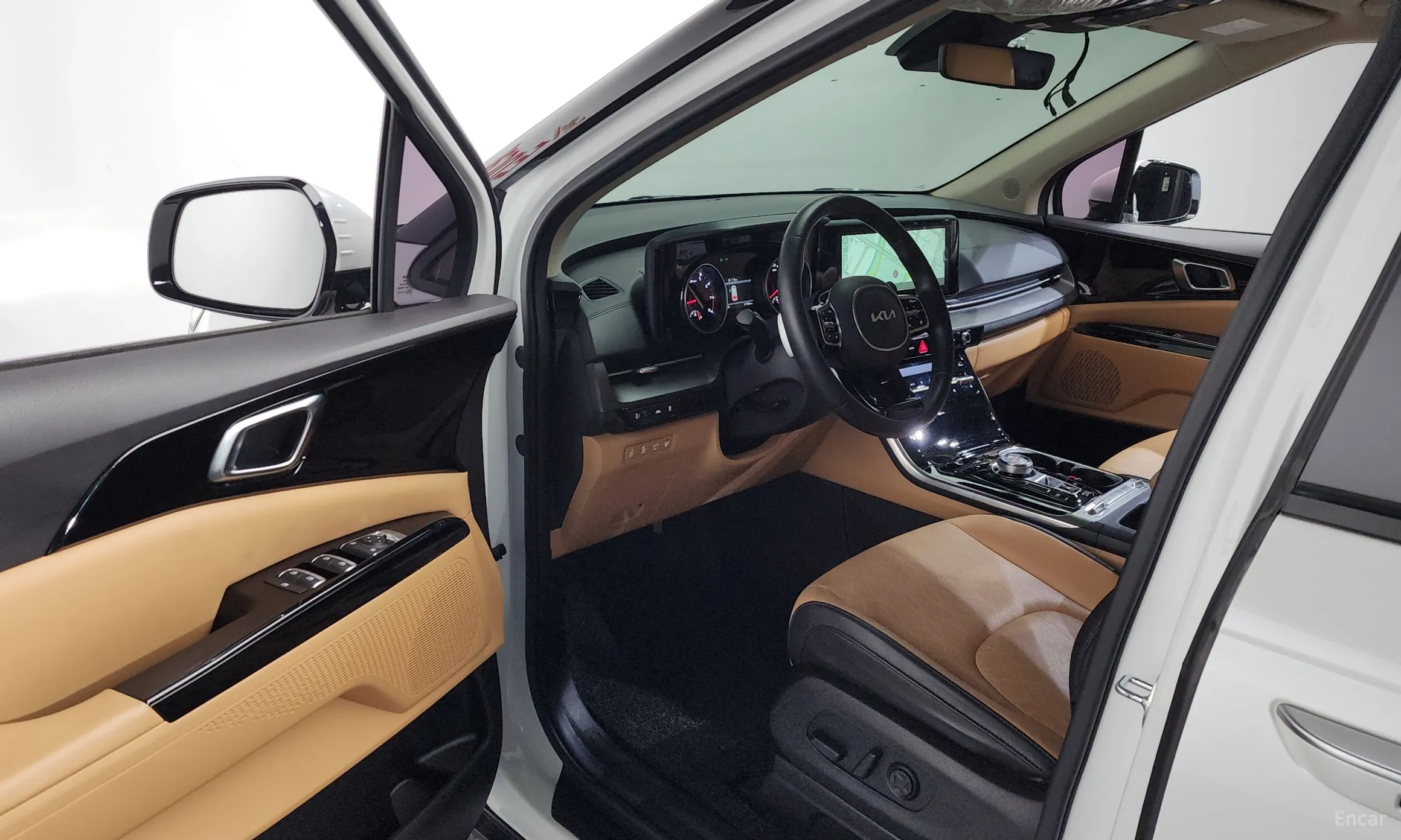 Kia Carnival Gen 4 превью 10