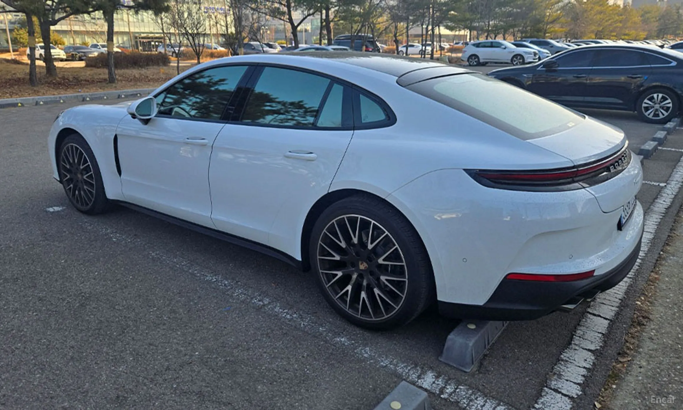 Porsche Panamera (976) превью 3