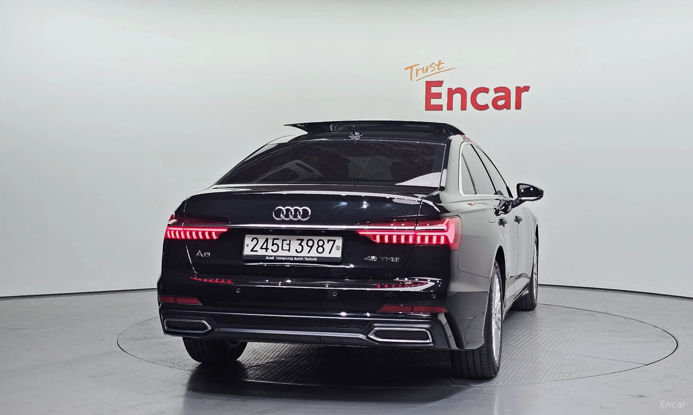 Audi A6 (C8) превью 4