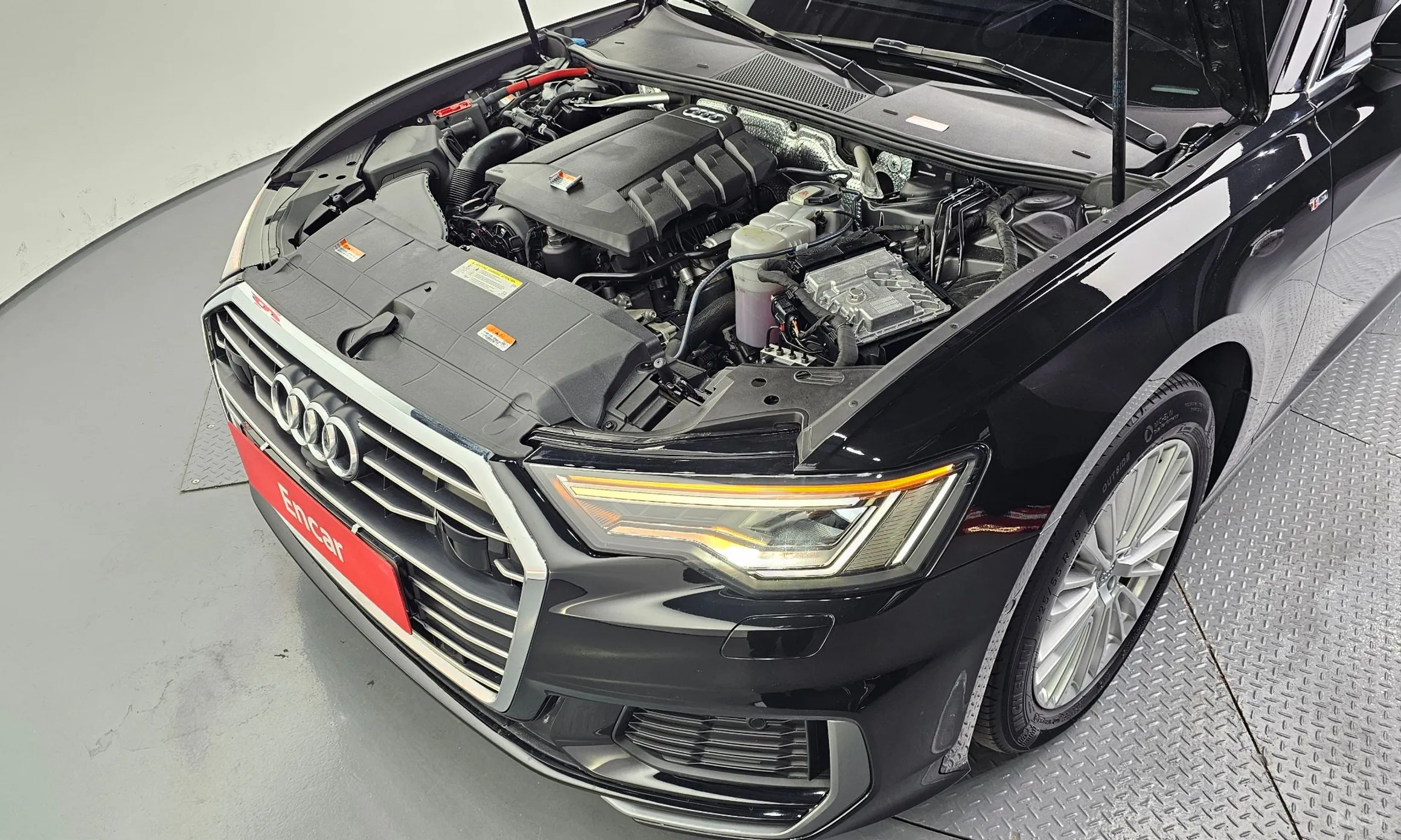 Audi A6 (C8) превью 6