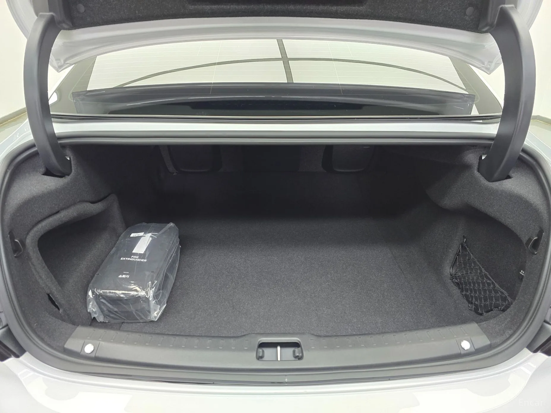 Volvo S90 превью 14