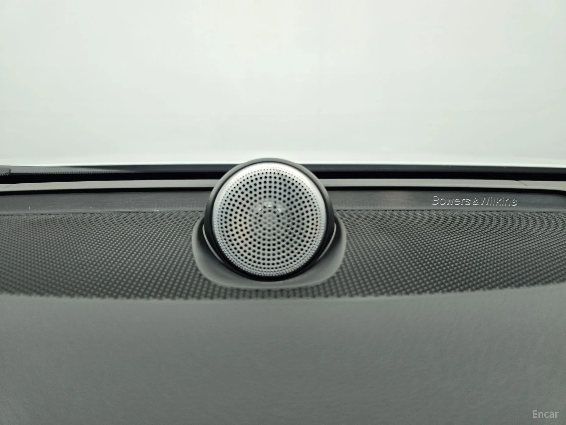 Volvo S90 превью 19