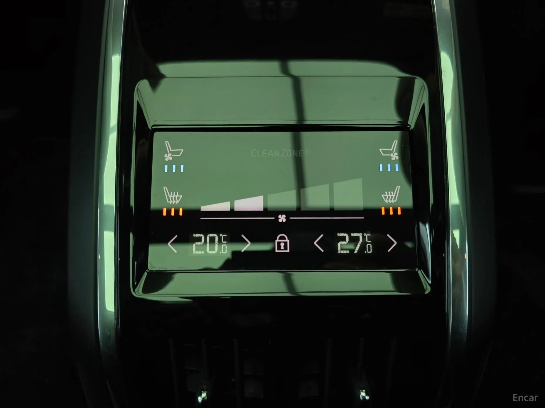 Volvo S90 превью 20