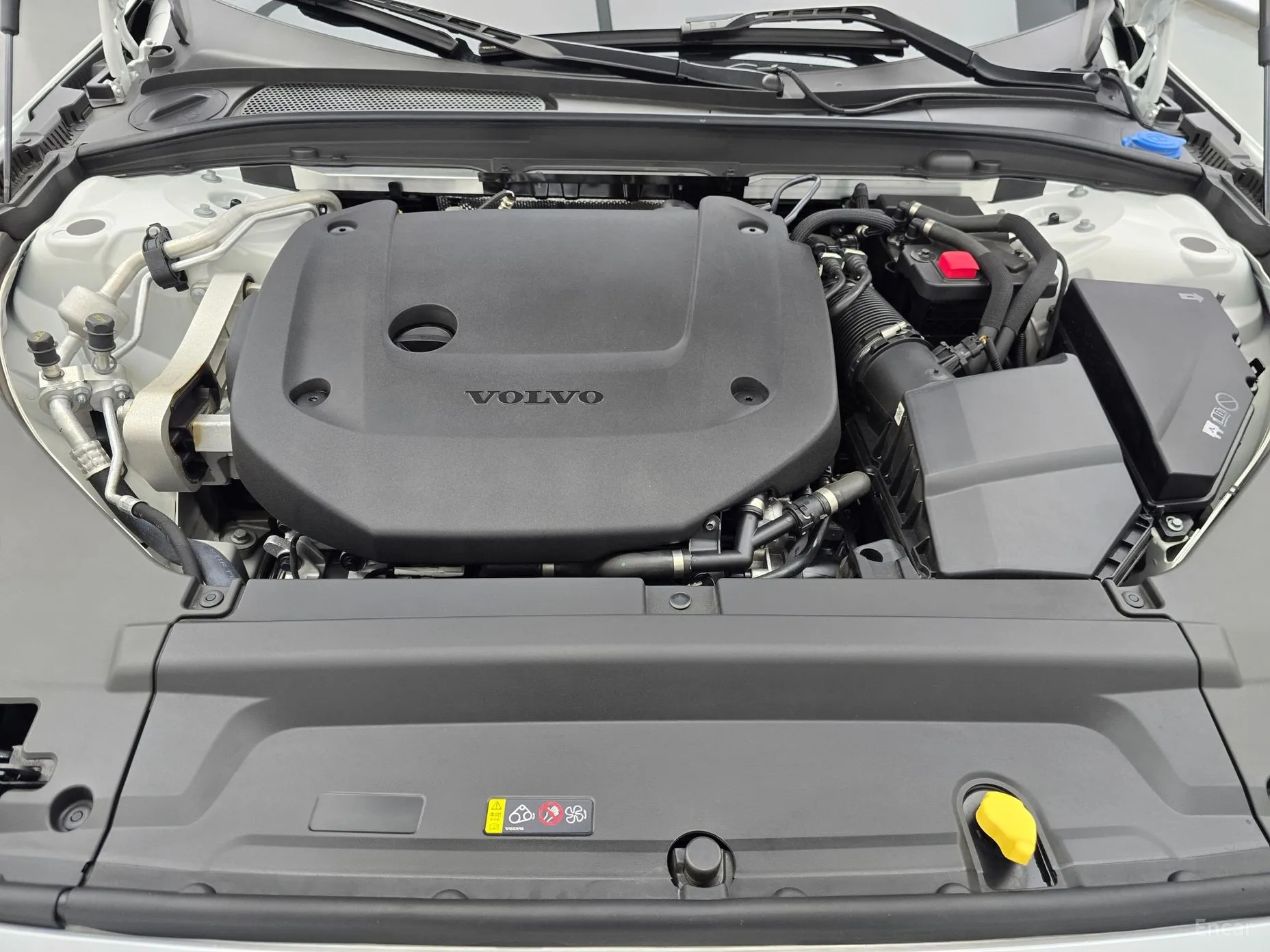 Volvo S90 превью 6