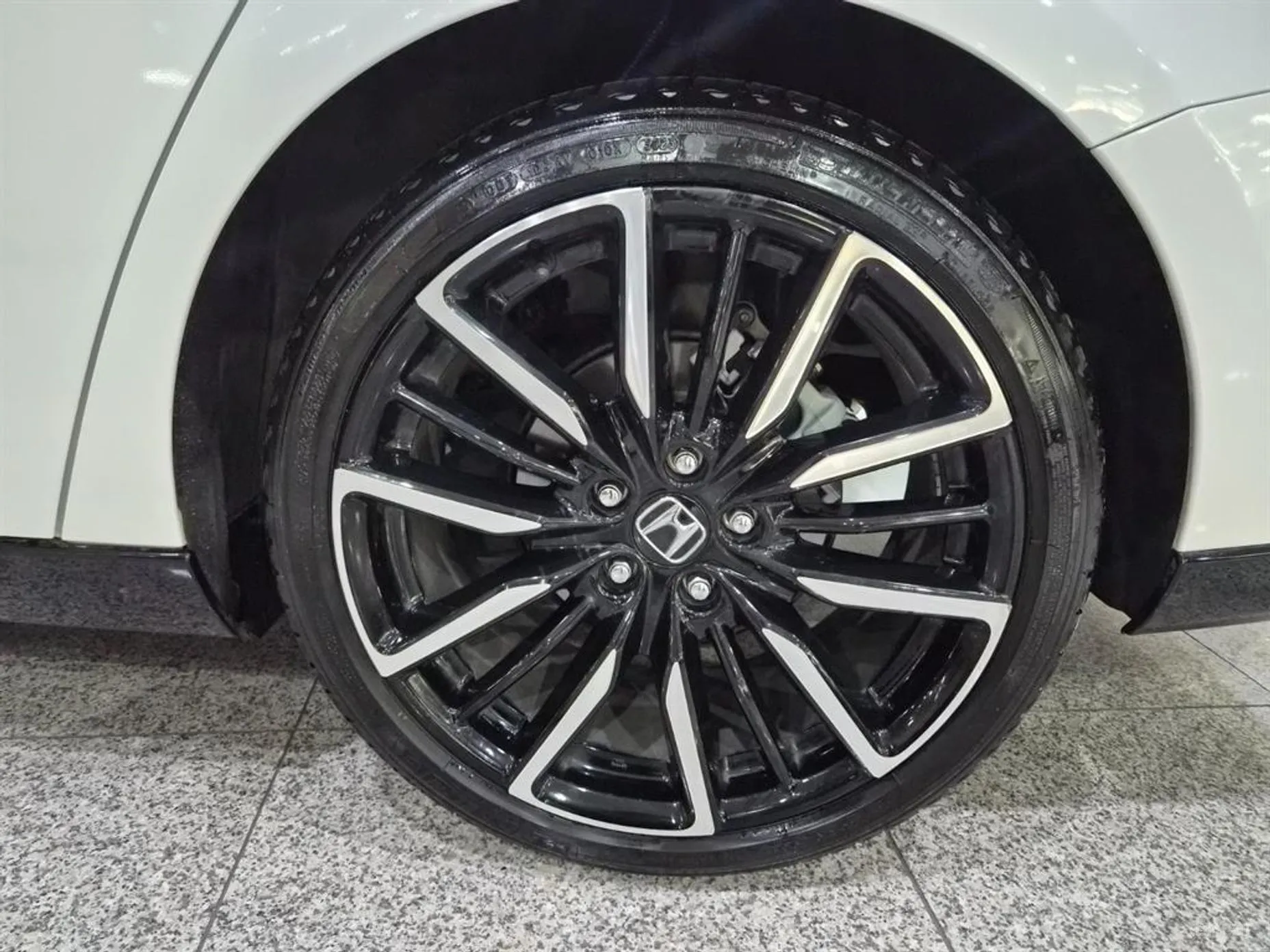 Honda Accord 11th Generation превью 20