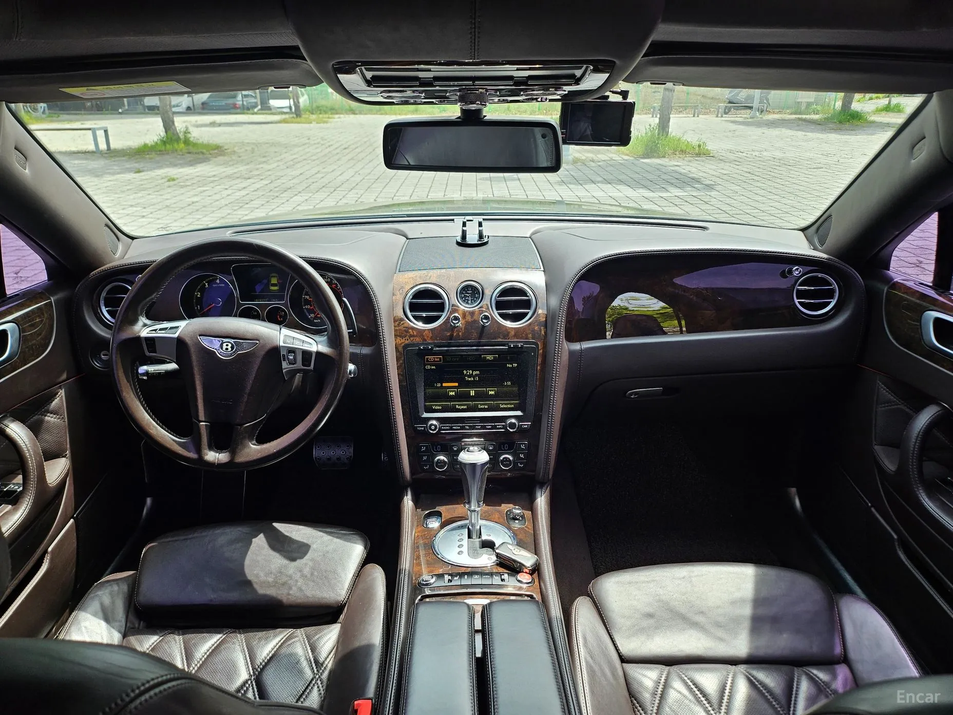 Bentley Flying Spur Gen 1 превью 16