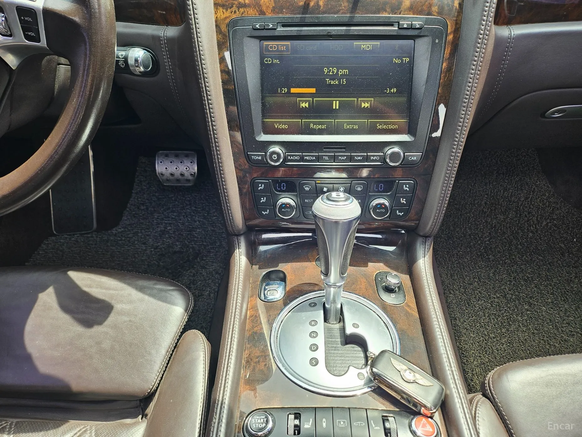 Bentley Flying Spur Gen 1 превью 17