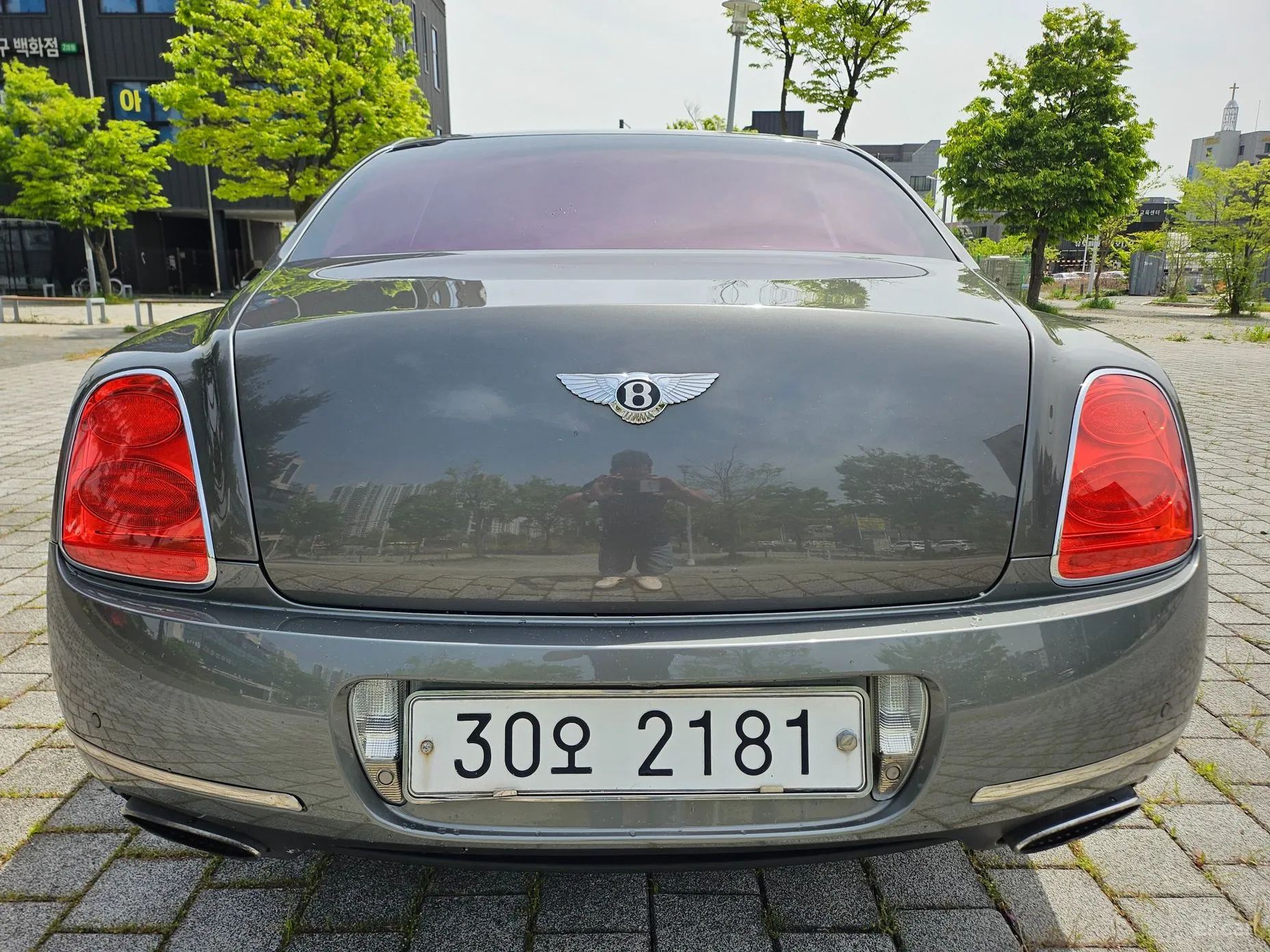 Bentley Flying Spur Gen 1 превью 7
