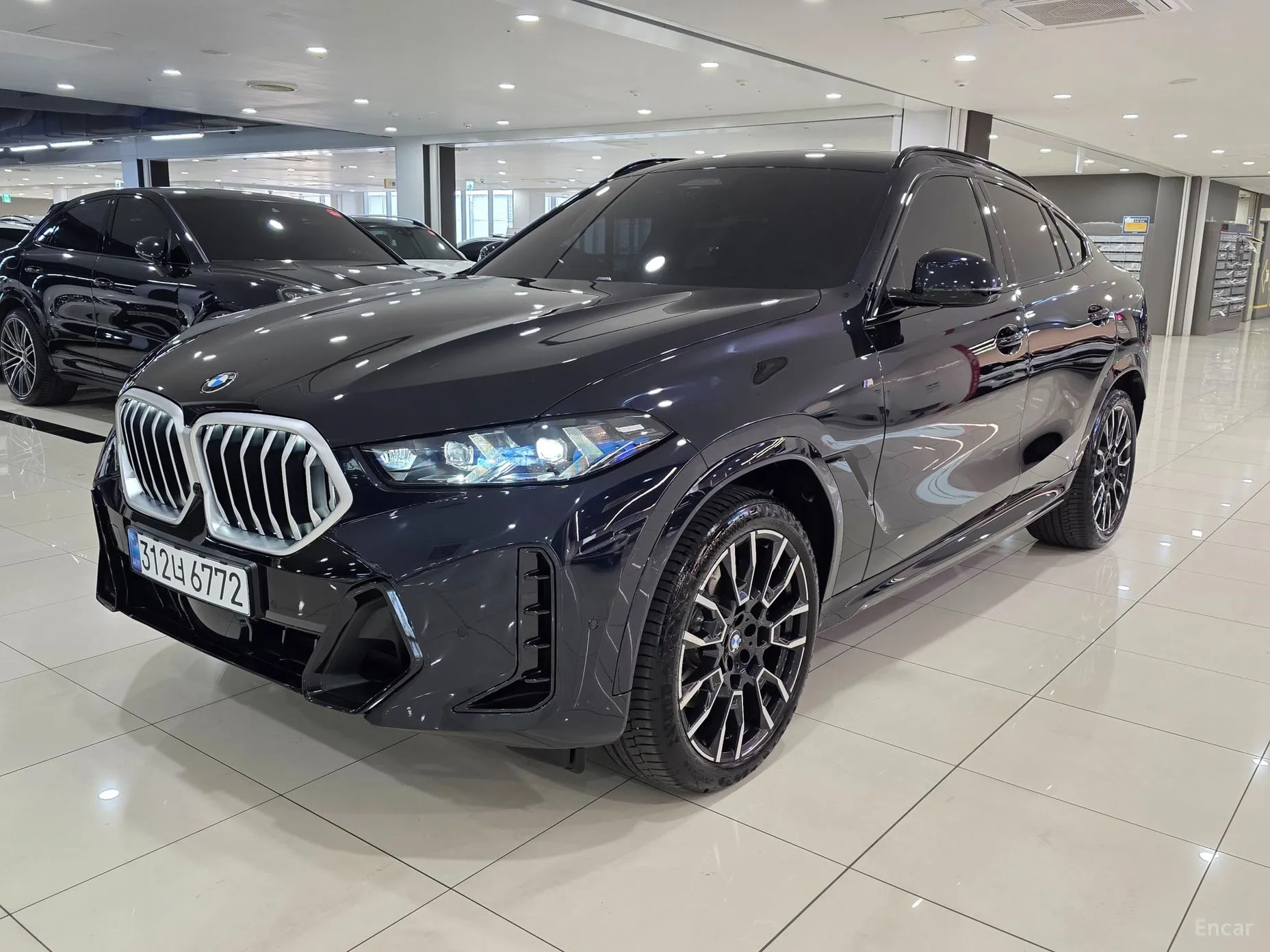 X6 (G06)